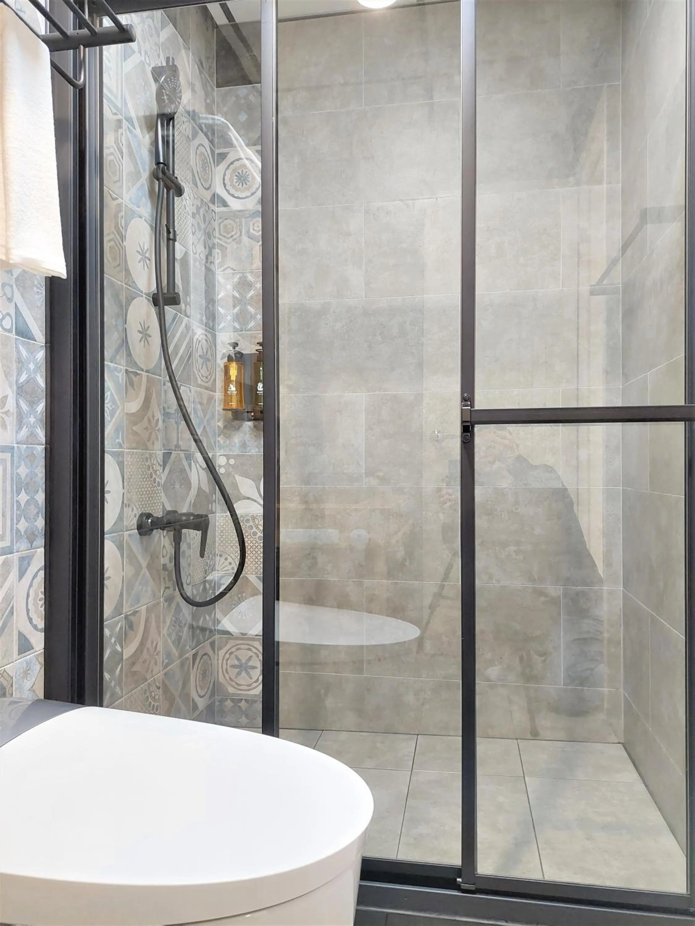 Shower in 95 Pavilion