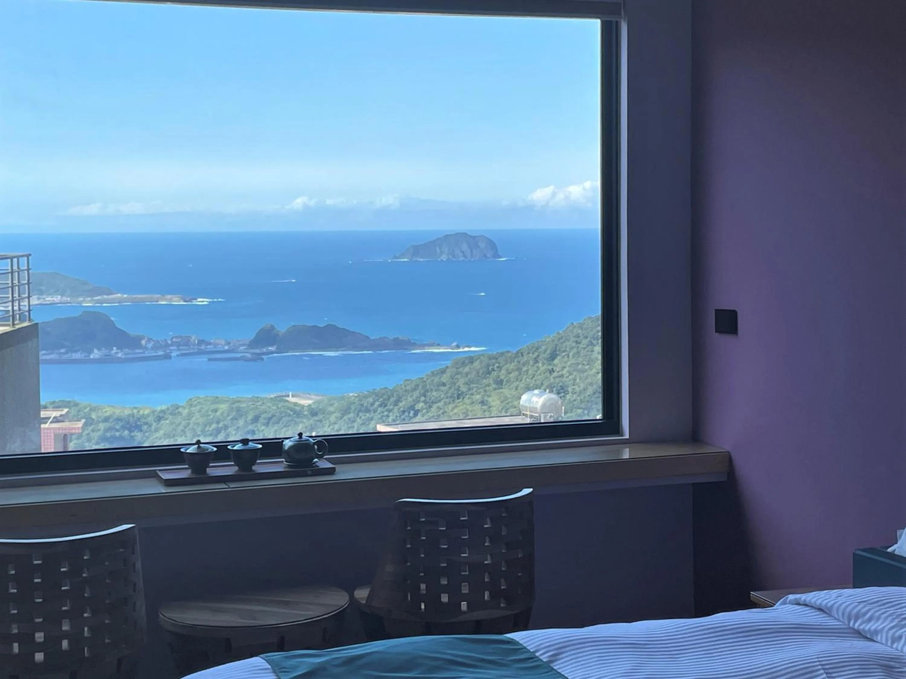 Sea view, Bed in 95 Pavilion