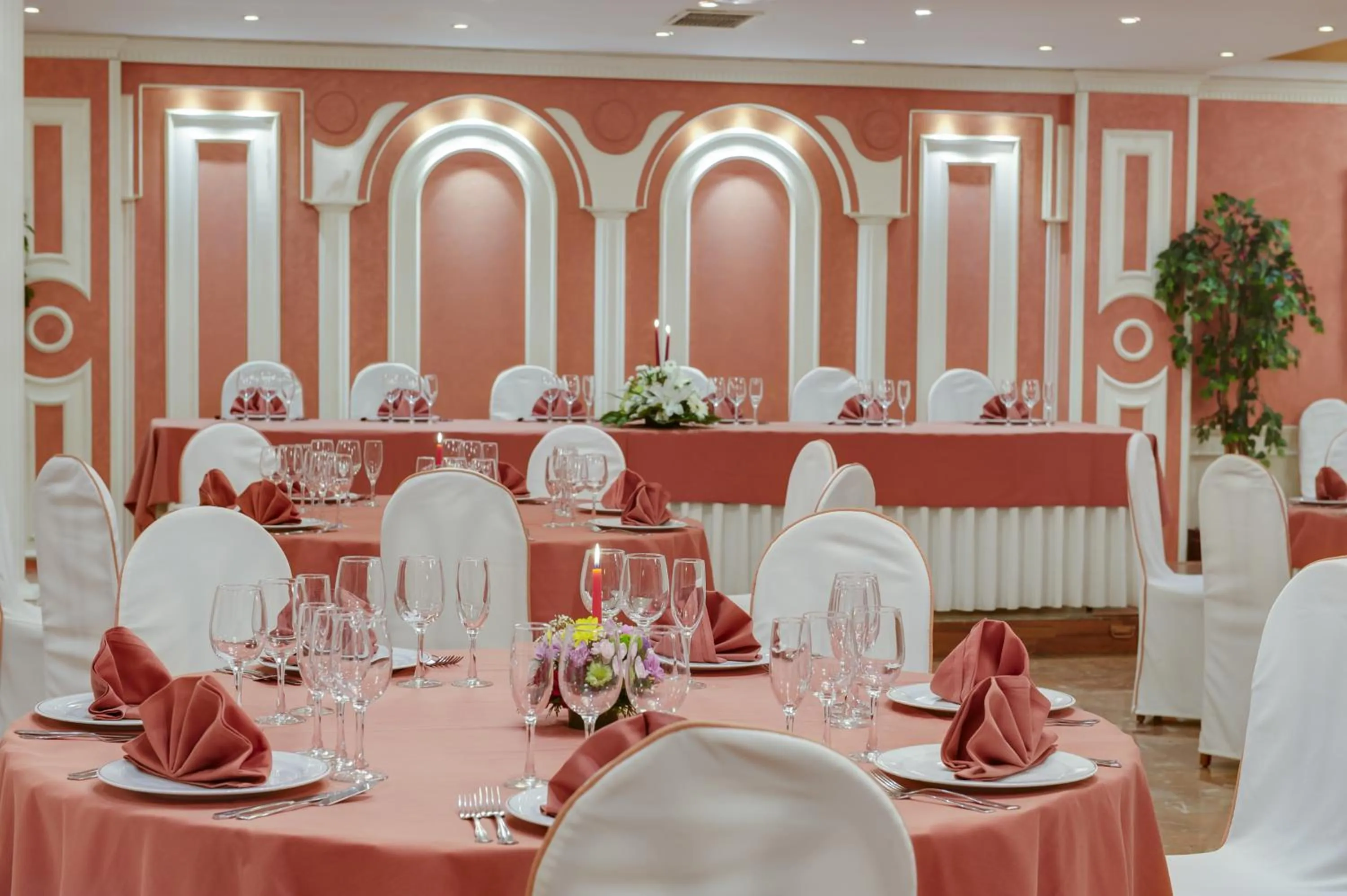 Banquet/Function facilities in Hostal Torrejón