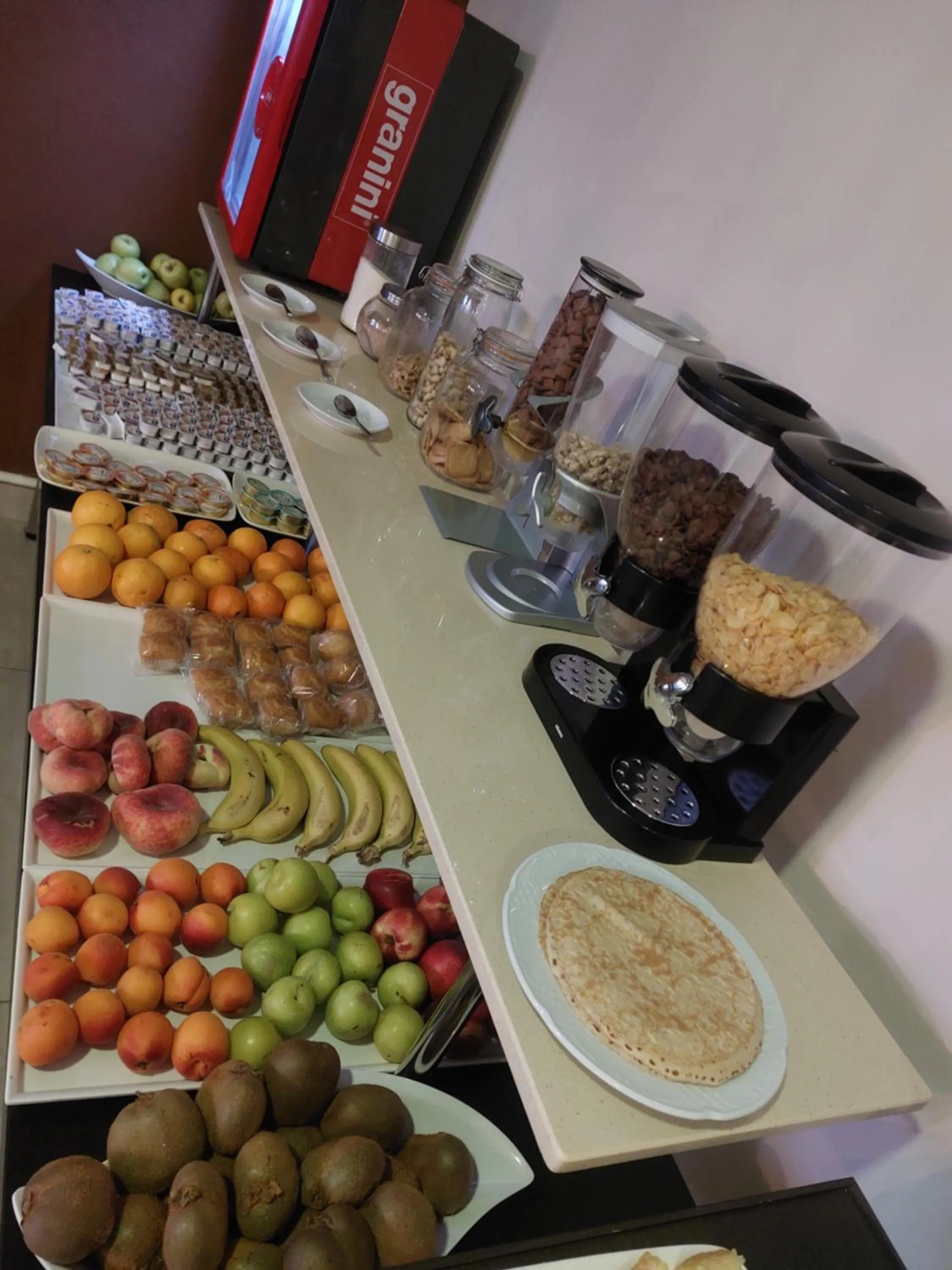 Food and drinks in Hotel Ancora