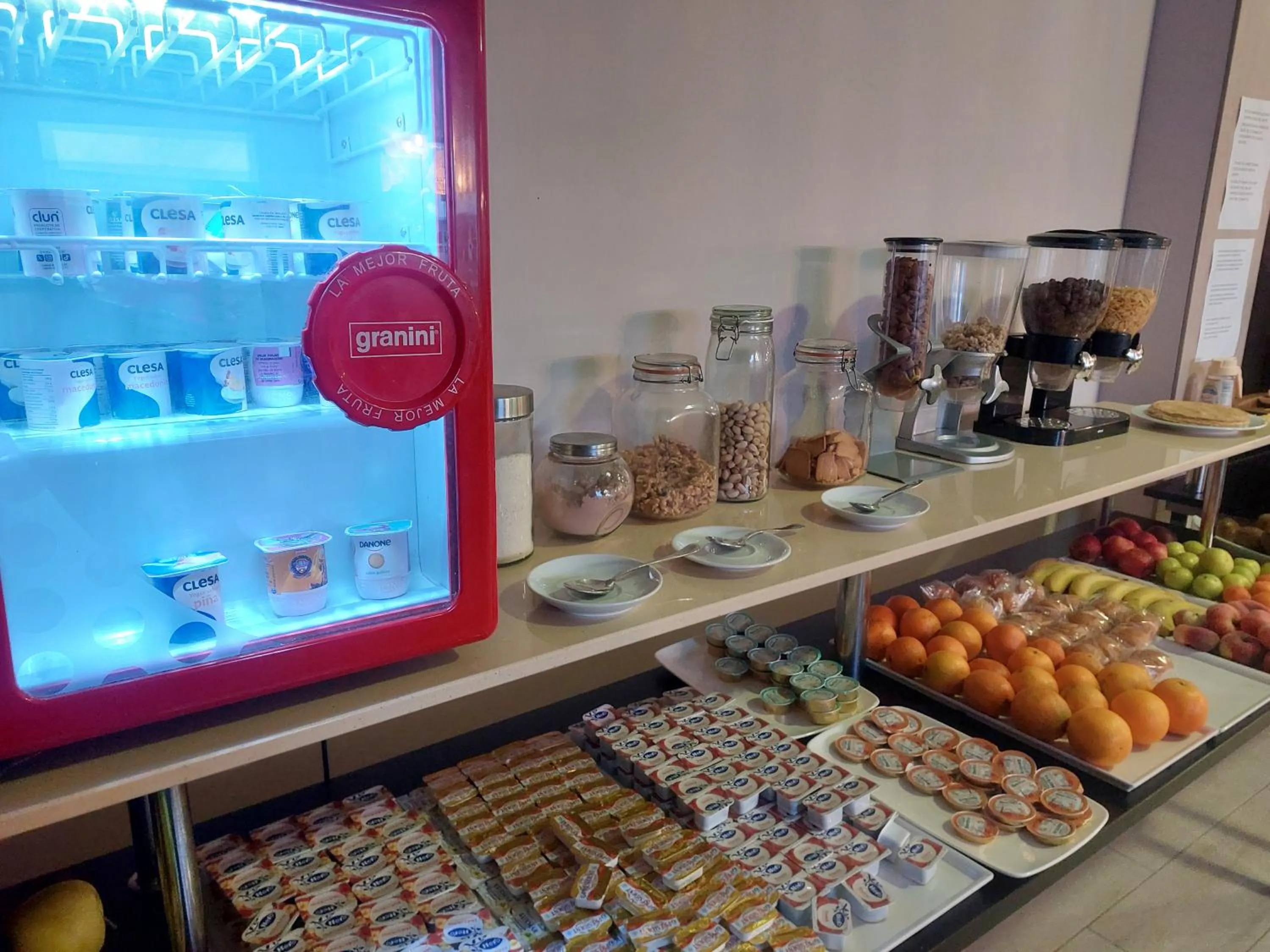 Buffet breakfast in Hotel Ancora