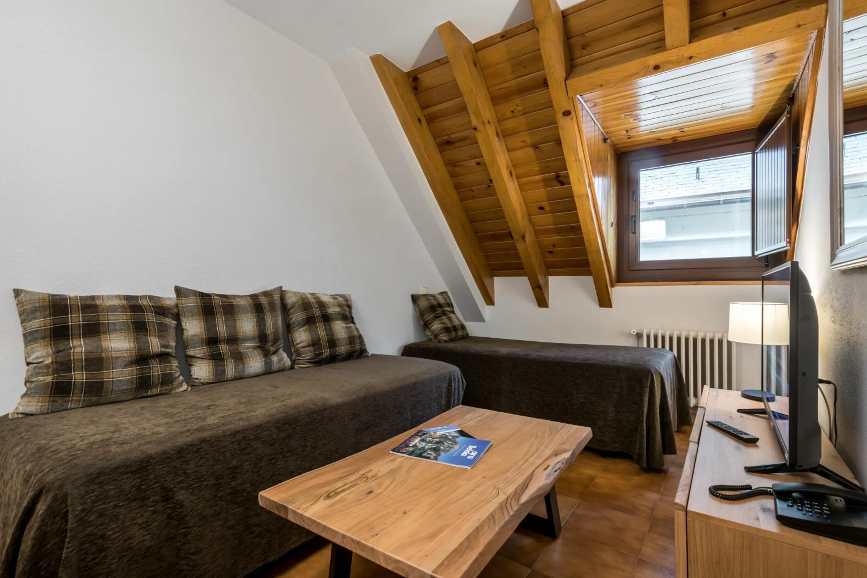 TV and multimedia in Riu Nere Mountain Apartments