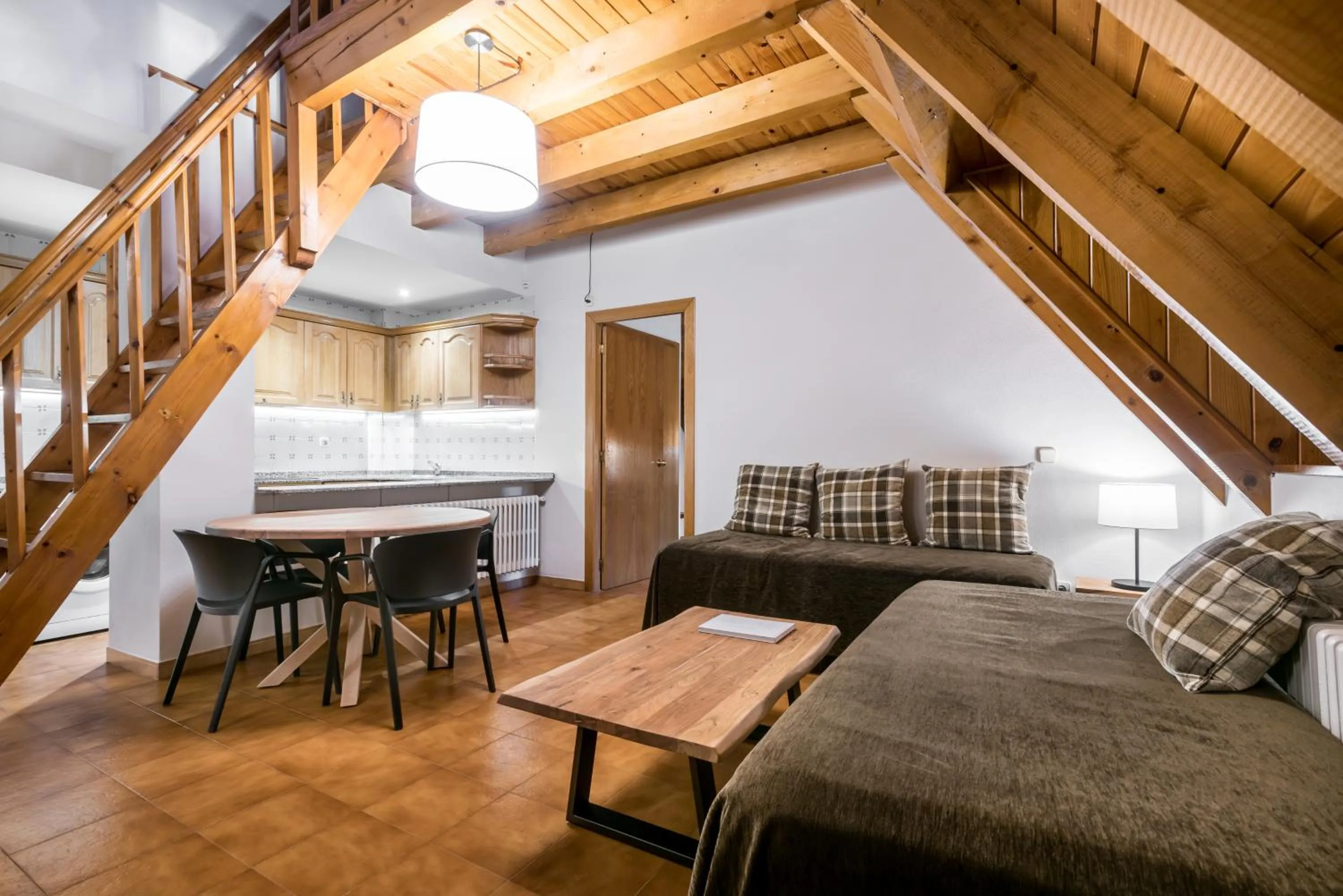 Dining area in Riu Nere Mountain Apartments