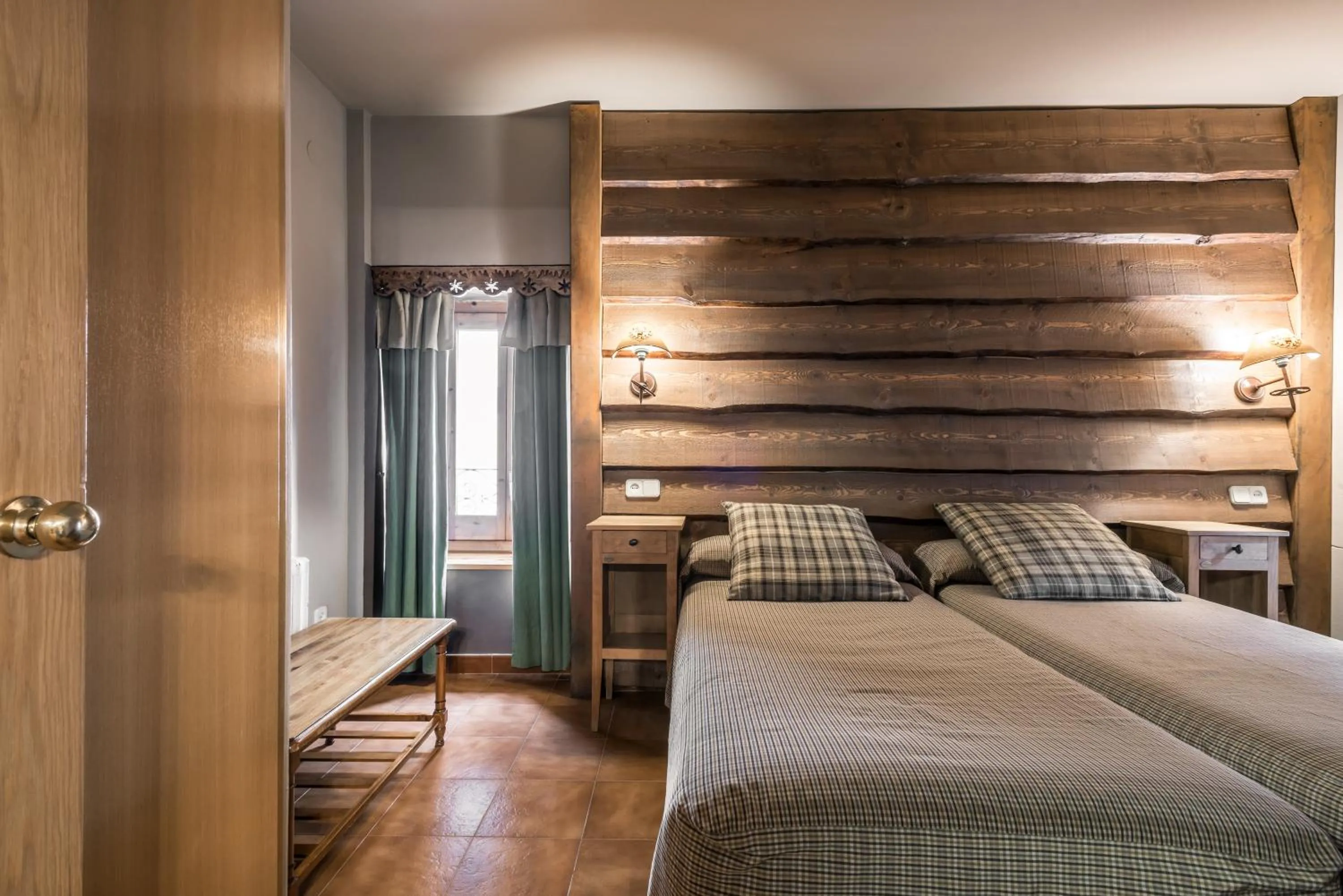 Bed in Riu Nere Mountain Apartments