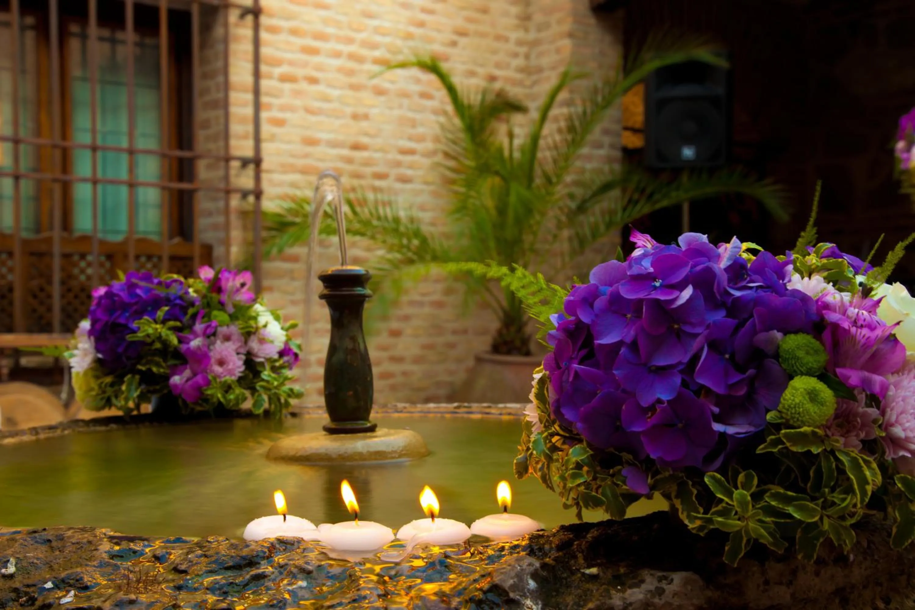Patio in Hotel Hacienda del Cardenal