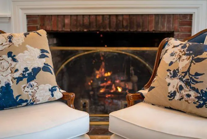 Seating area in Rams Head Inn