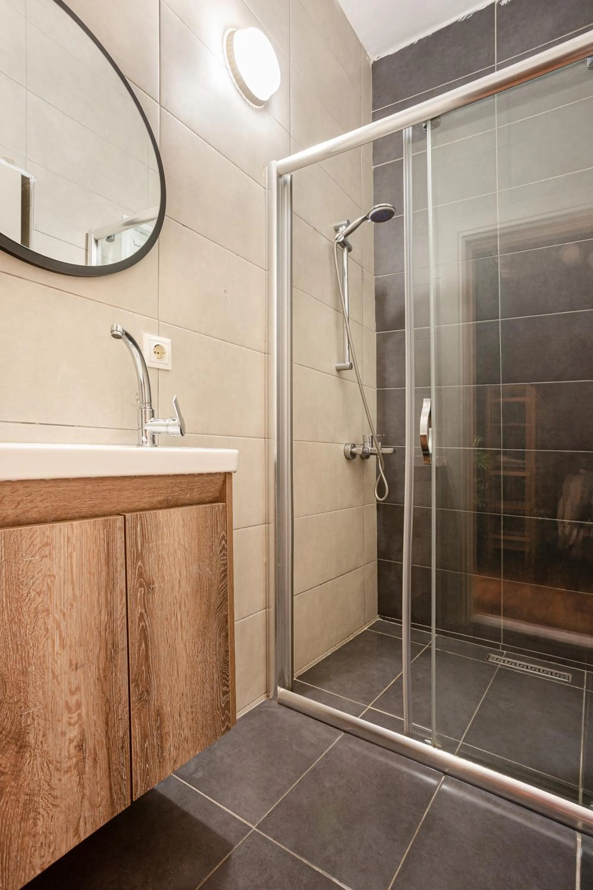 Toilet in Port Galata Suites