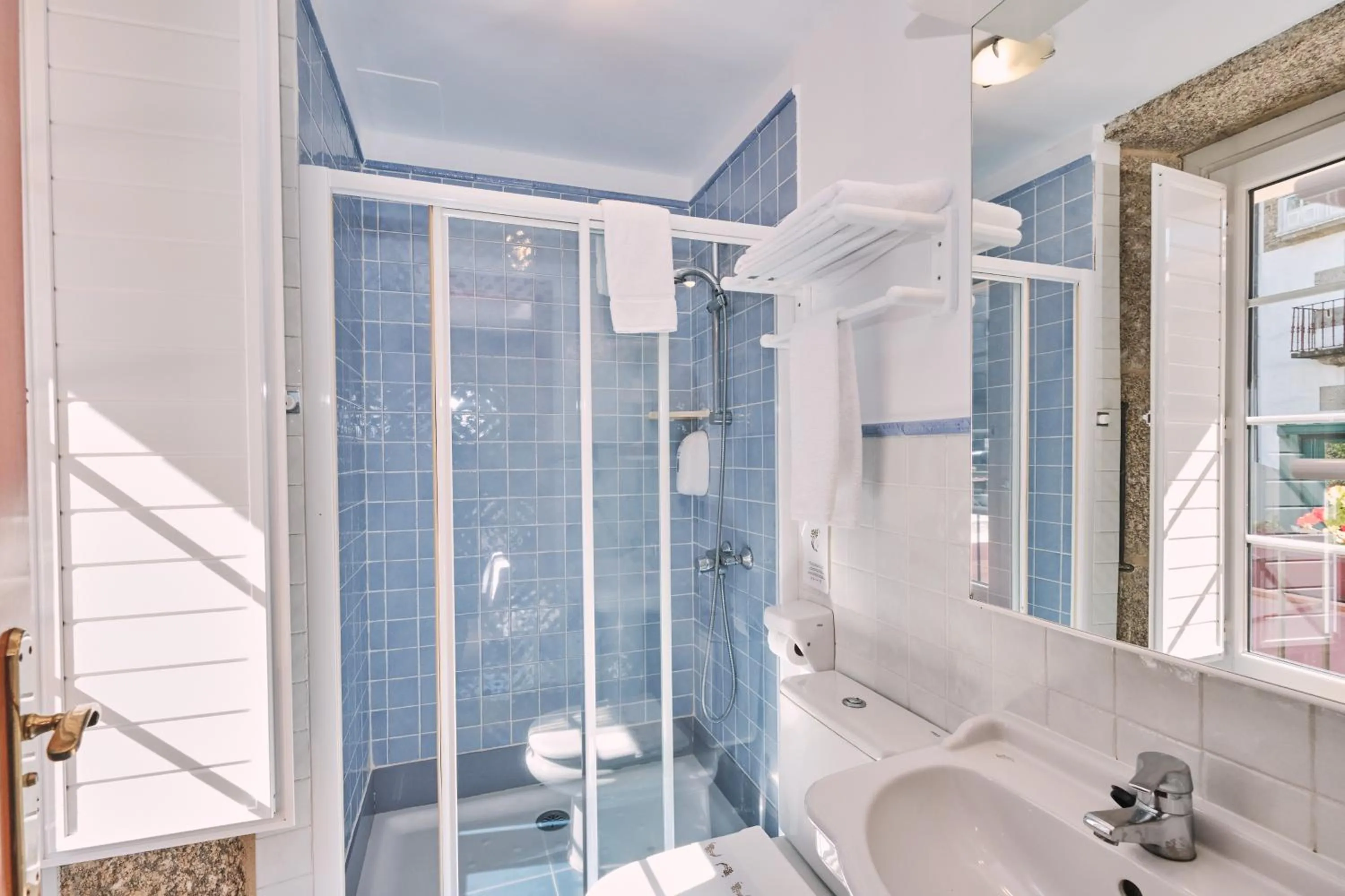 Bathroom in Hotel Entrecercas