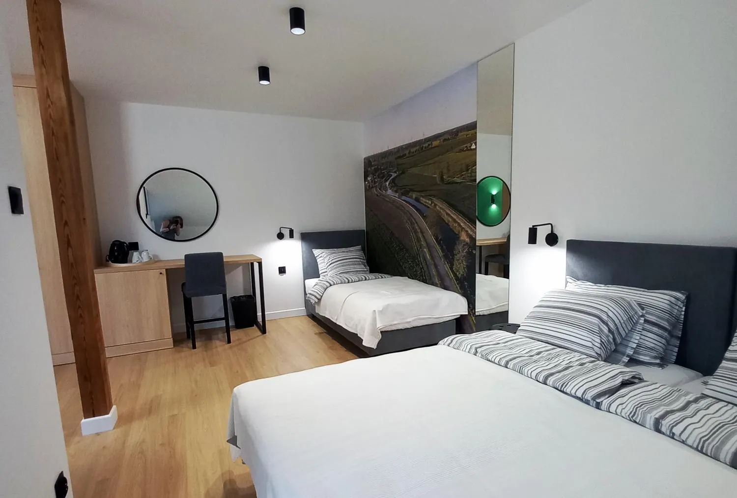 Coffee/tea facilities, Bed in Apartamenty Między Mostami