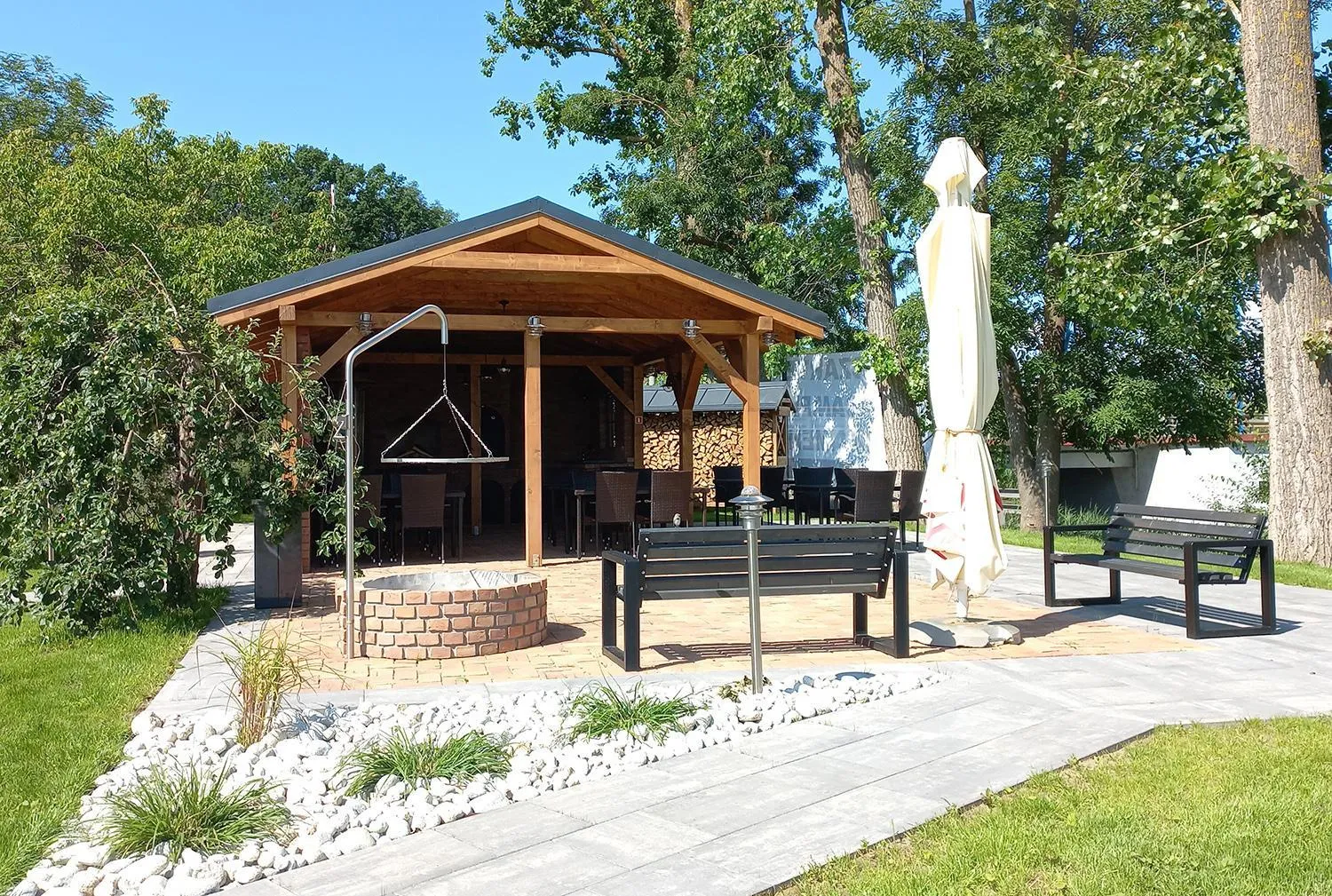 Property building in Apartamenty Między Mostami