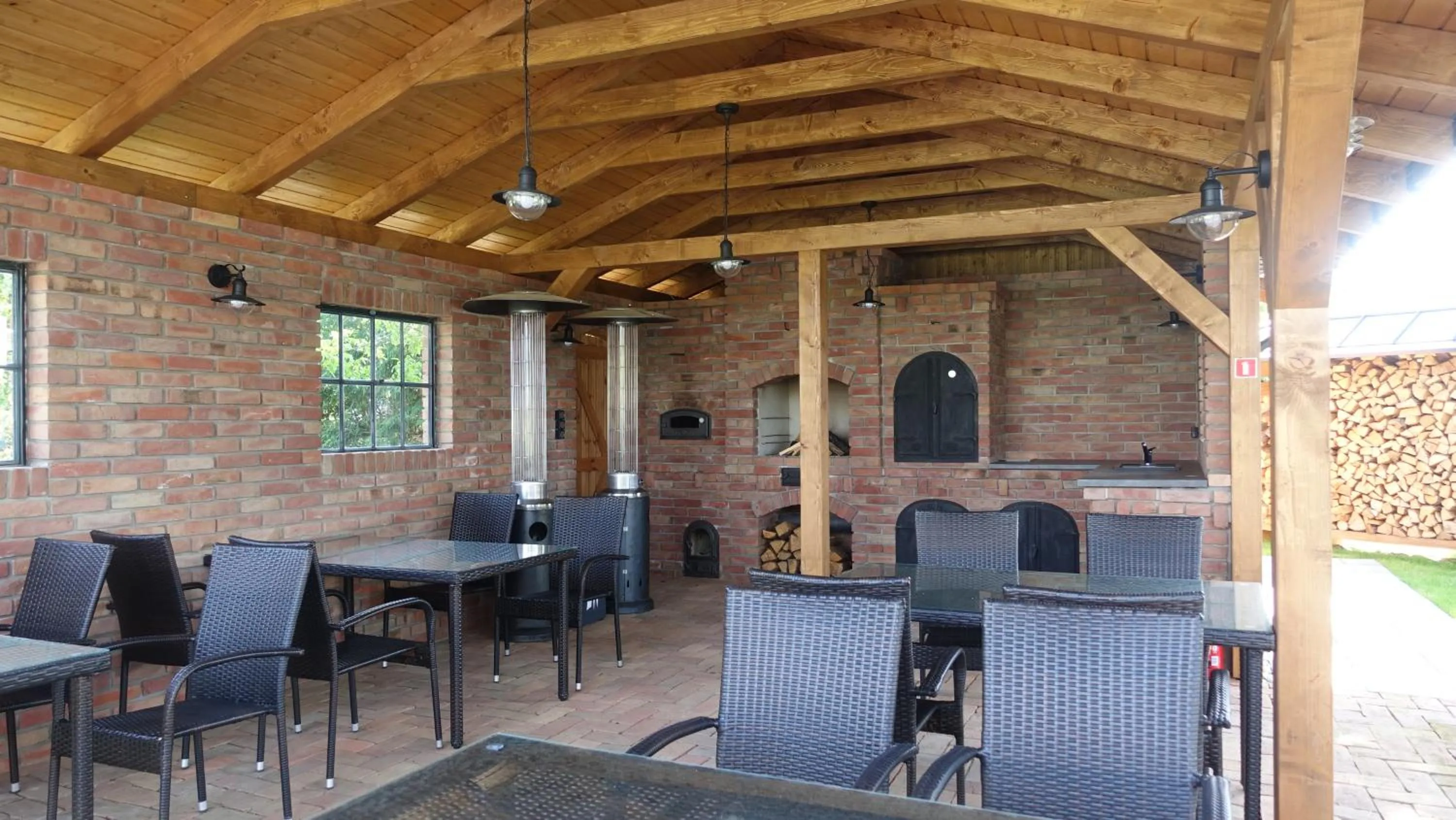 Property building in Apartamenty Między Mostami