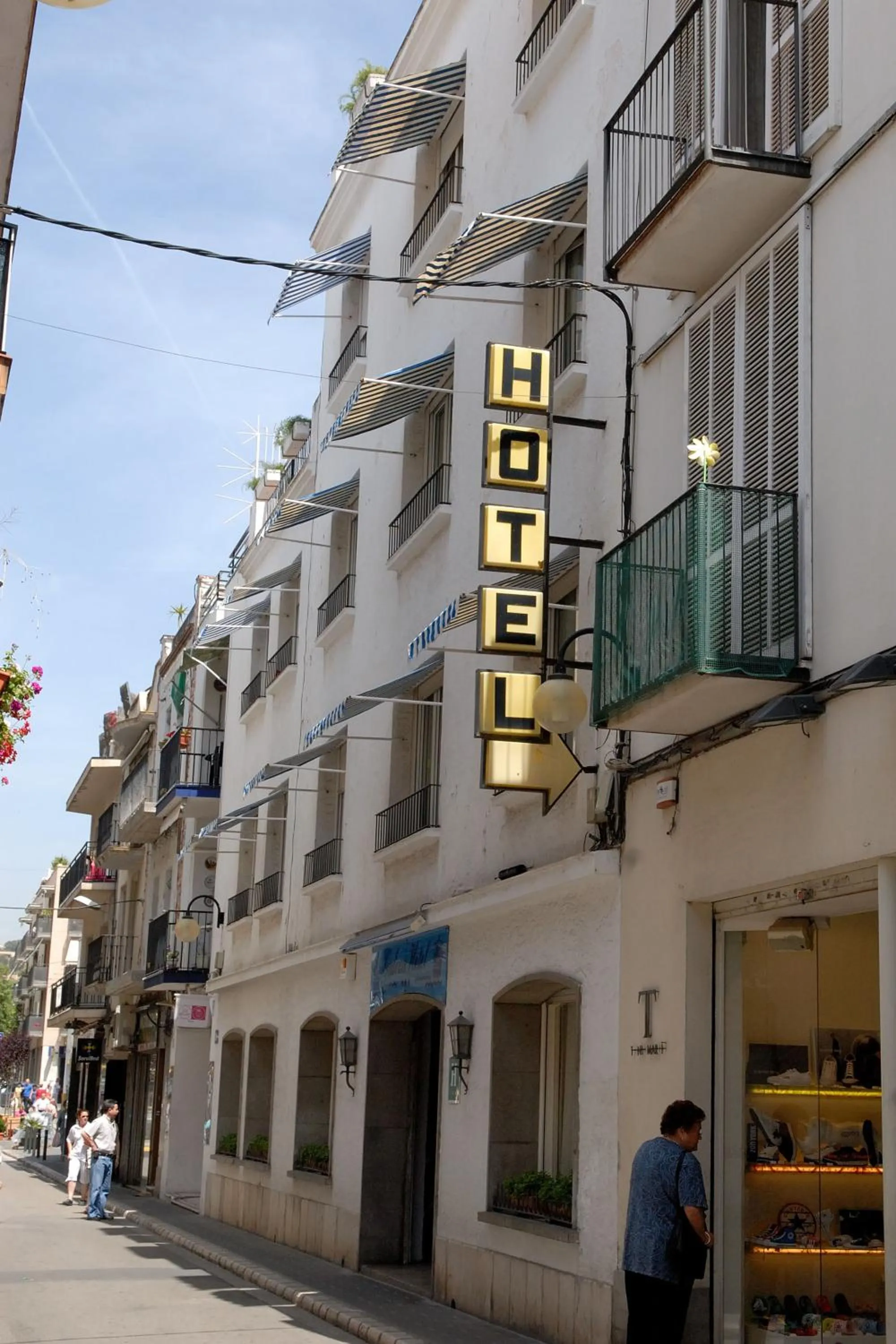 Facade/entrance in Galeón
