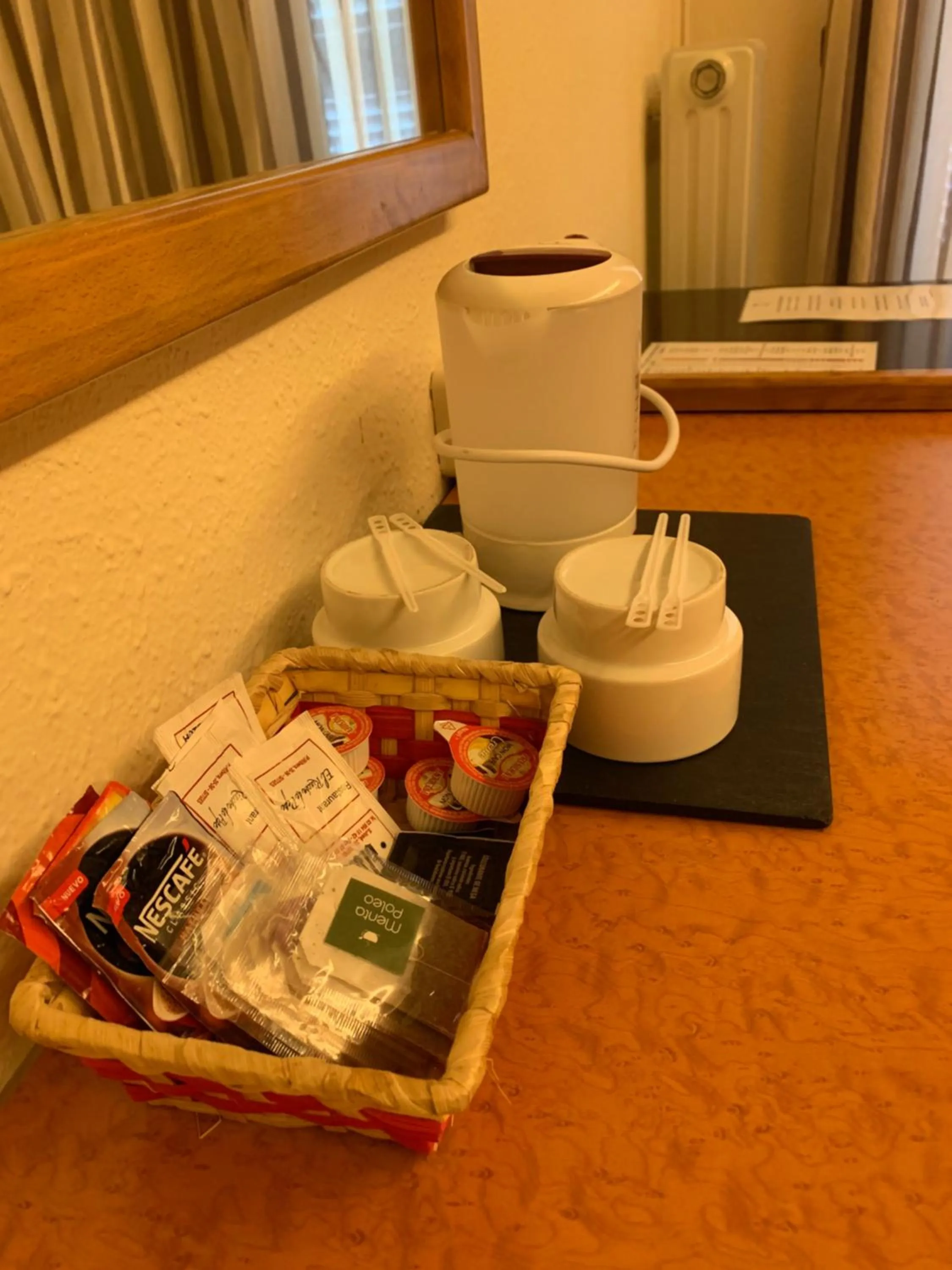 Coffee/tea facilities in Galeón