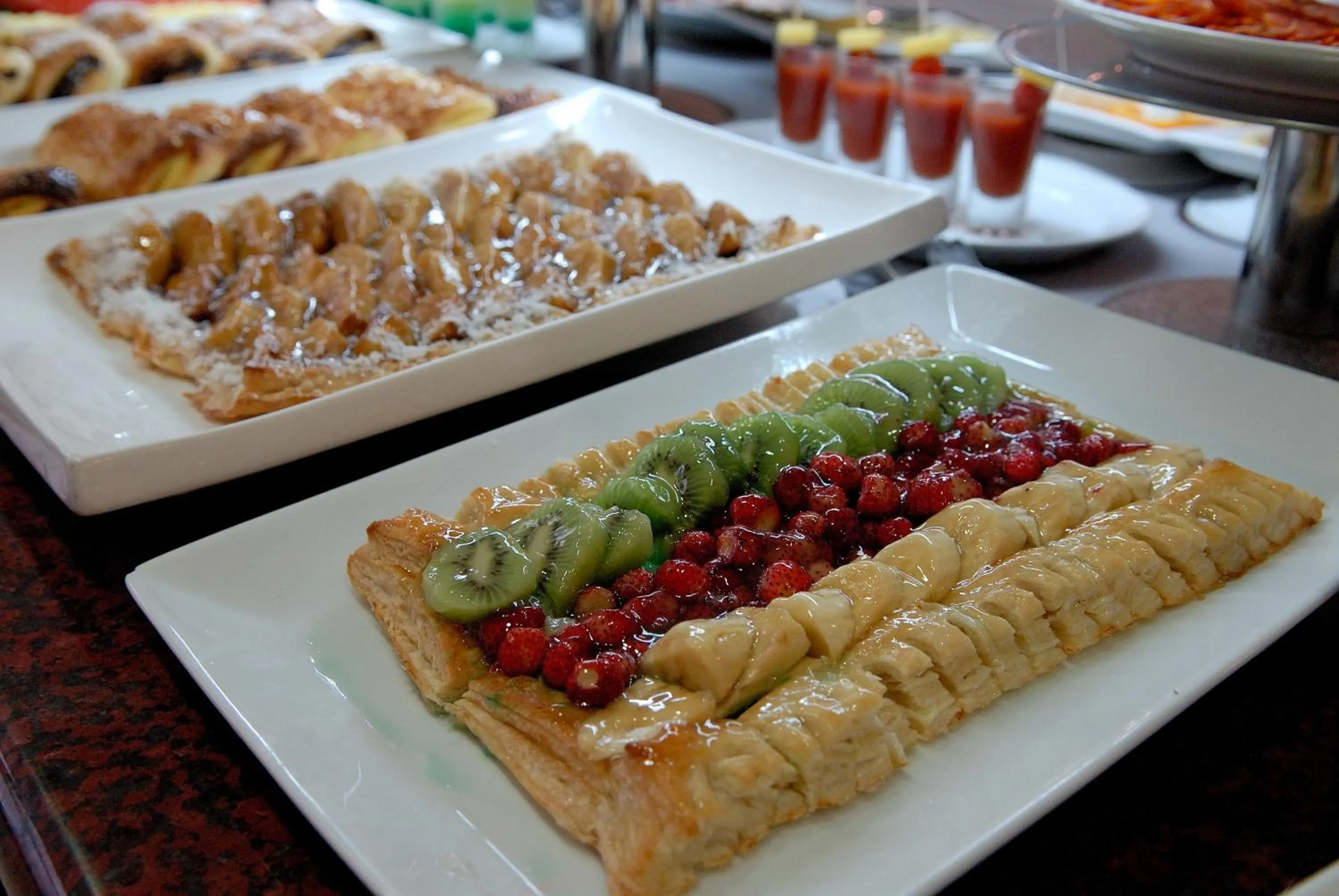 Restaurant/places to eat in Galeón