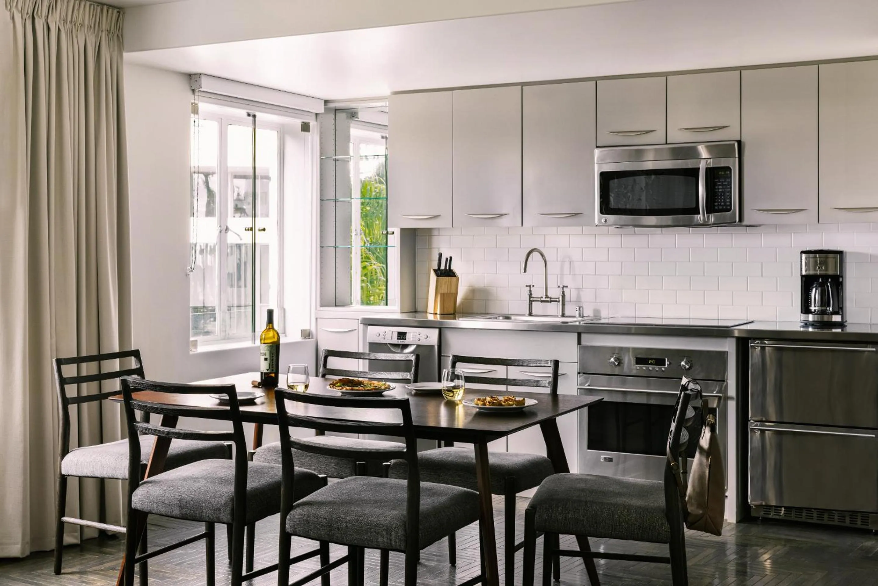 Kitchen or kitchenette in The Eden