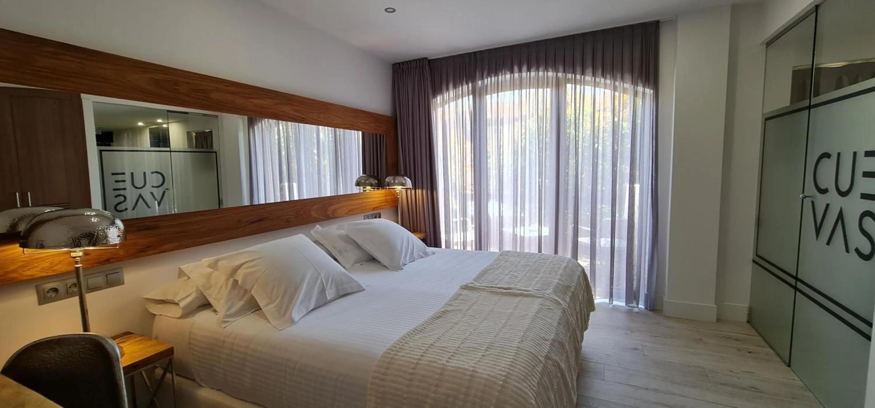 Photo of the whole room, Bed in Hotel Cuevas - Adults Only