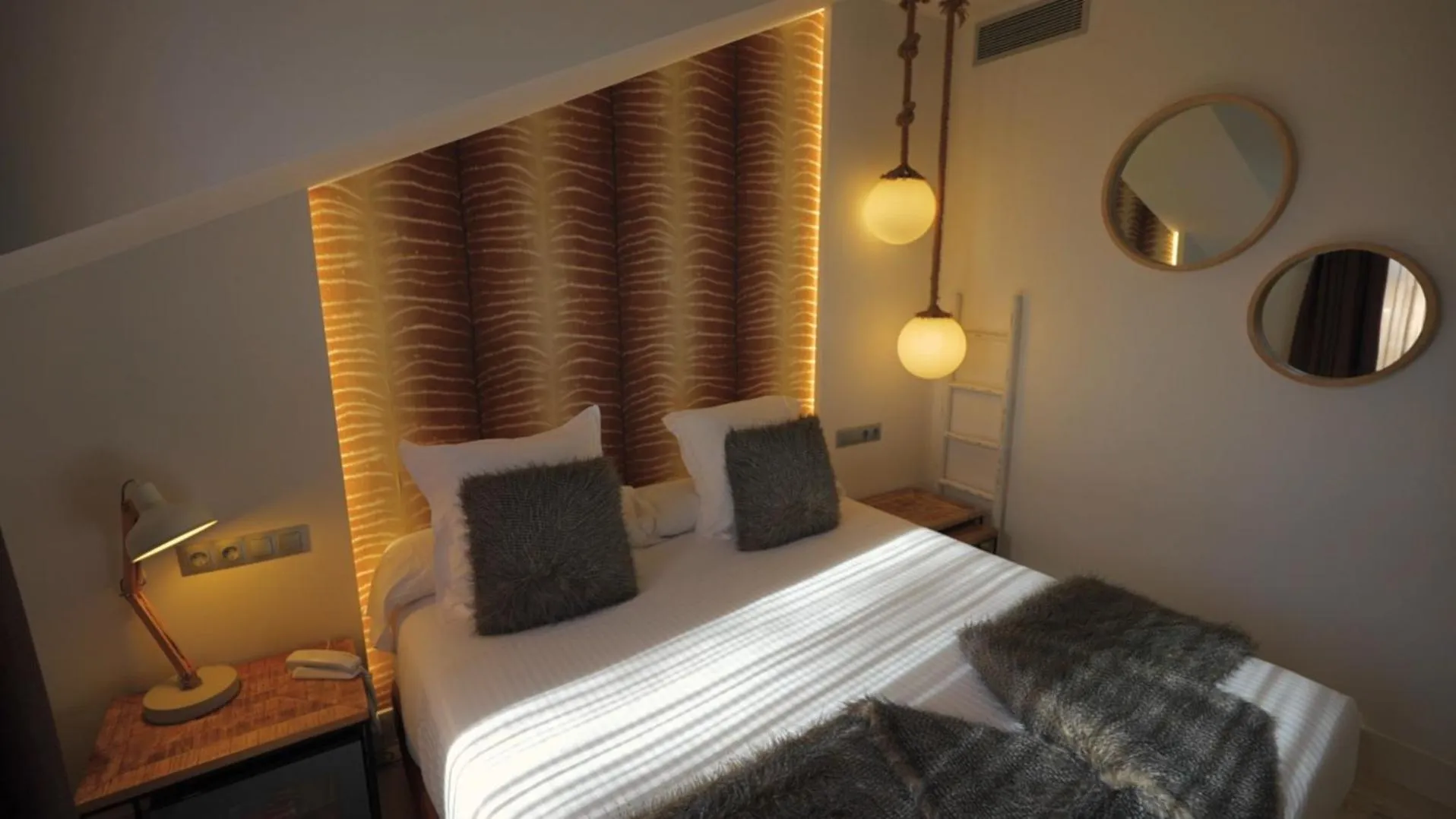 Bed in Hotel Cuevas - Adults Only