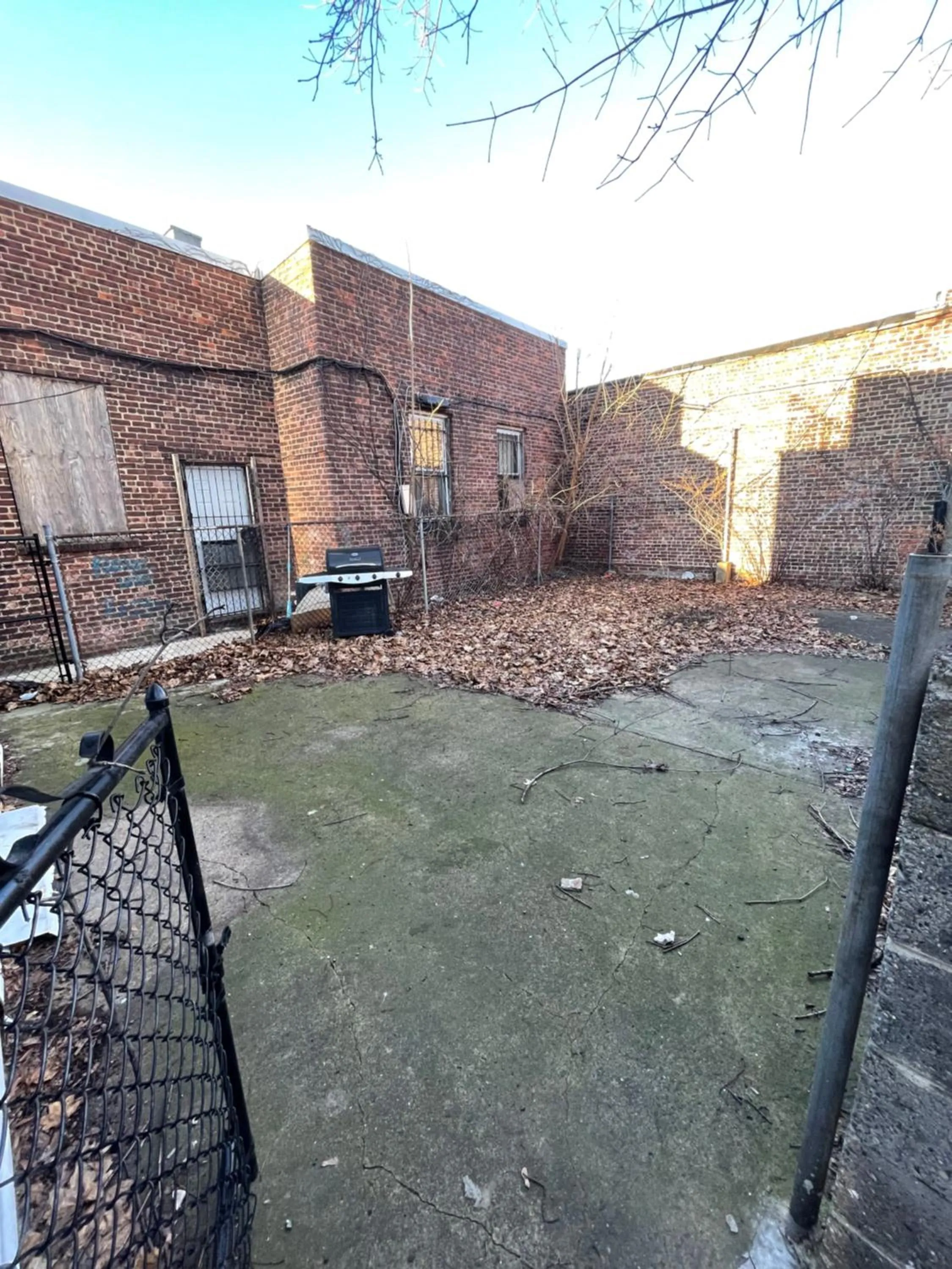 Property building in Modern Luxury Apartment near NYC