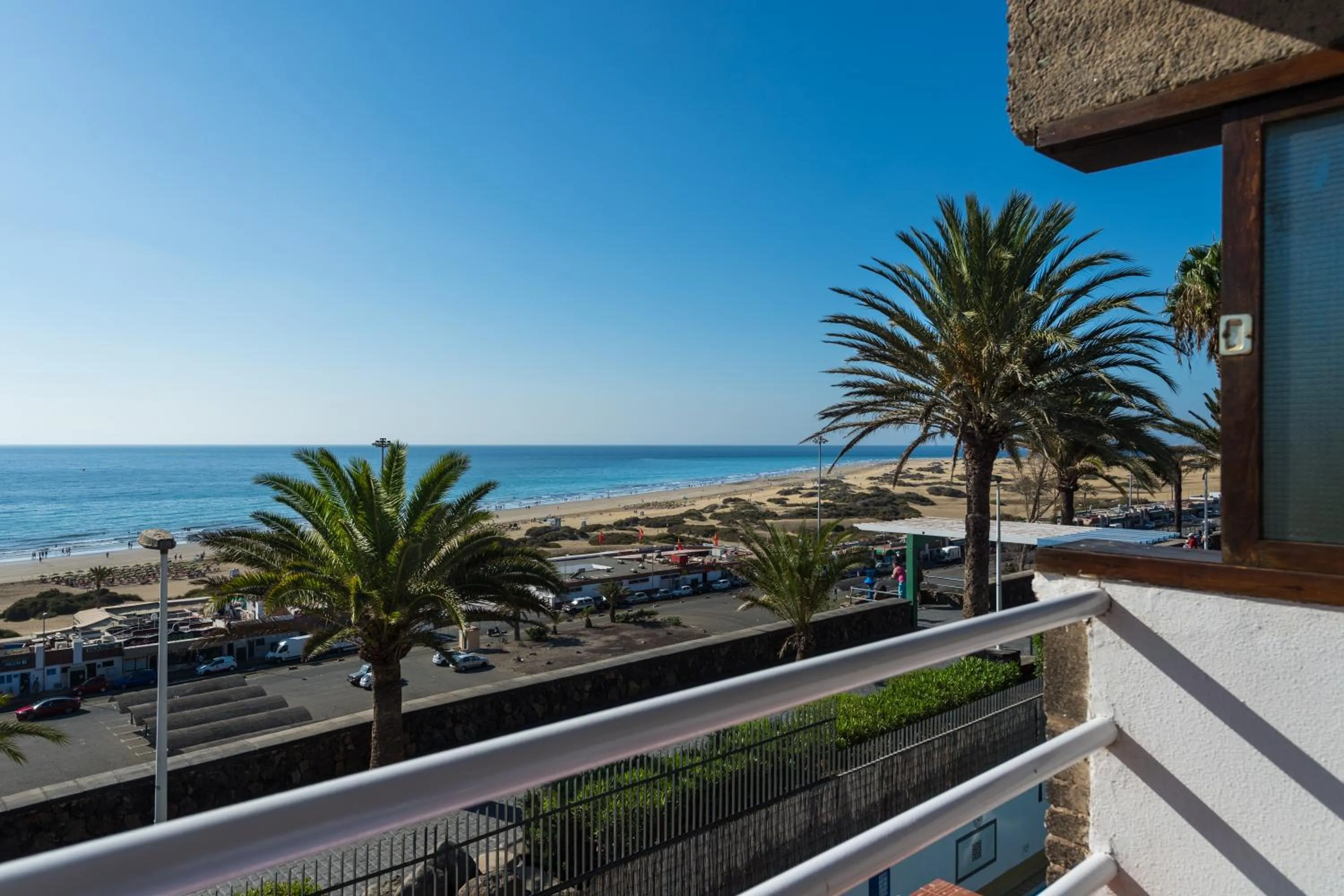 Sea view in Apartamentos El Paseo