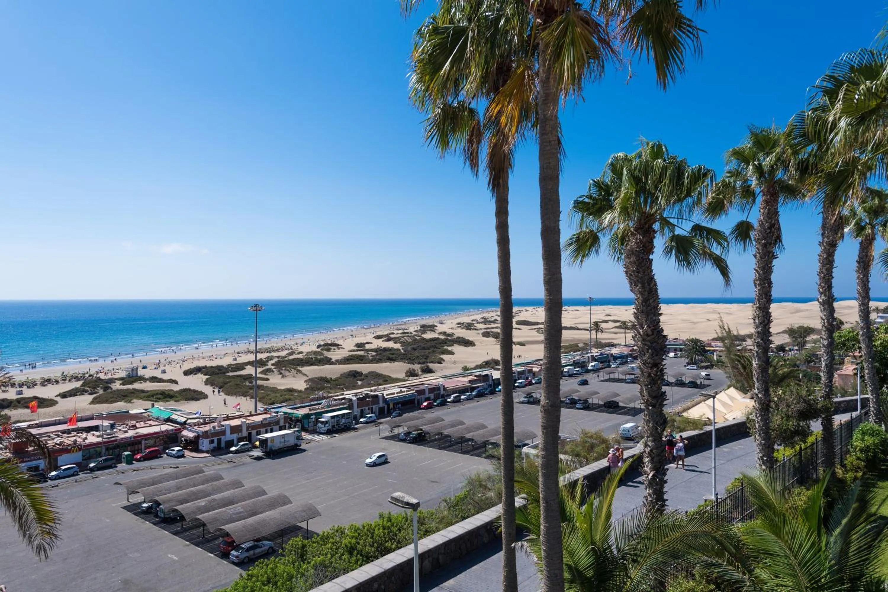 Sea view in Apartamentos El Paseo