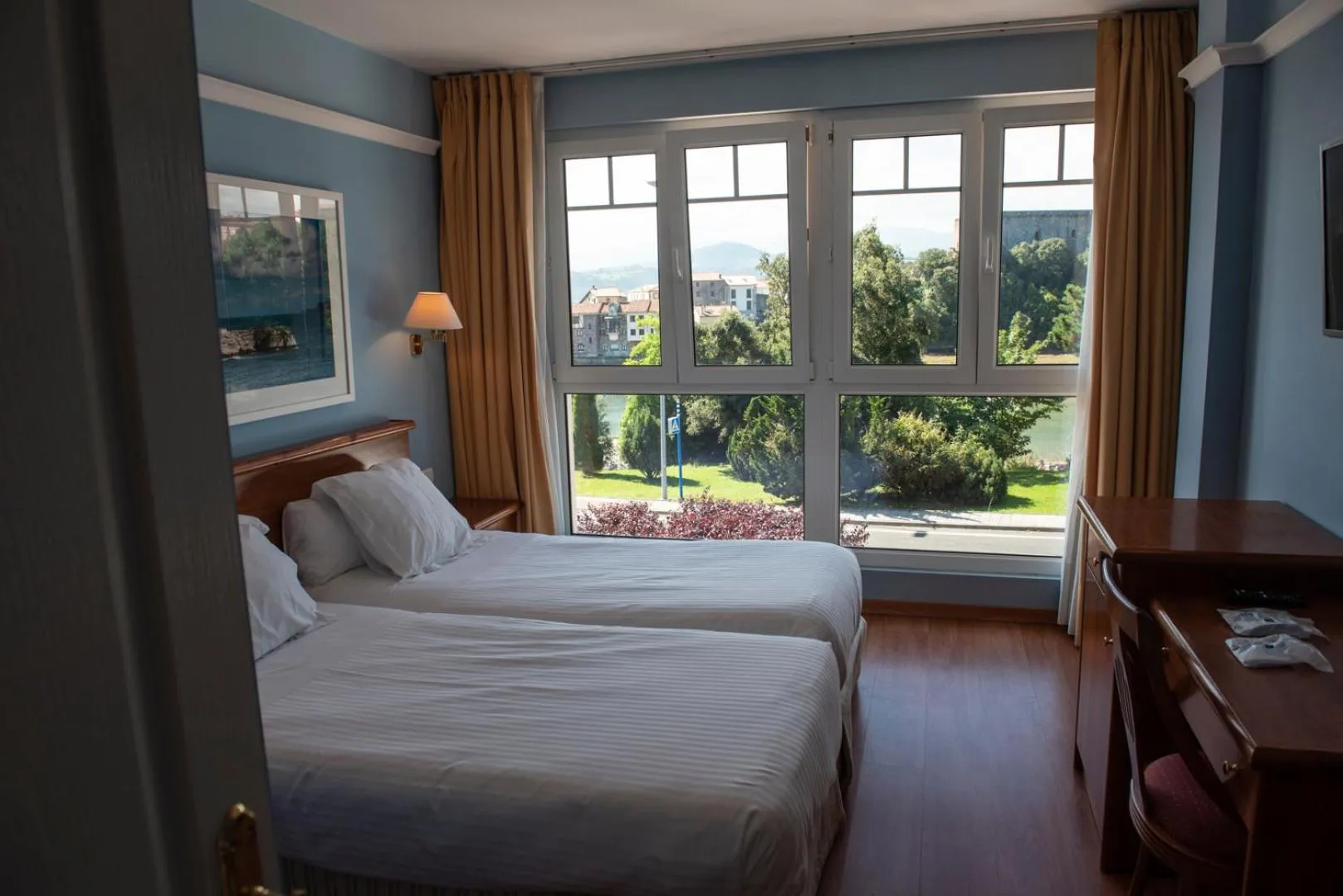 Photo of the whole room, Bed in Hotel Faro de San Vicente