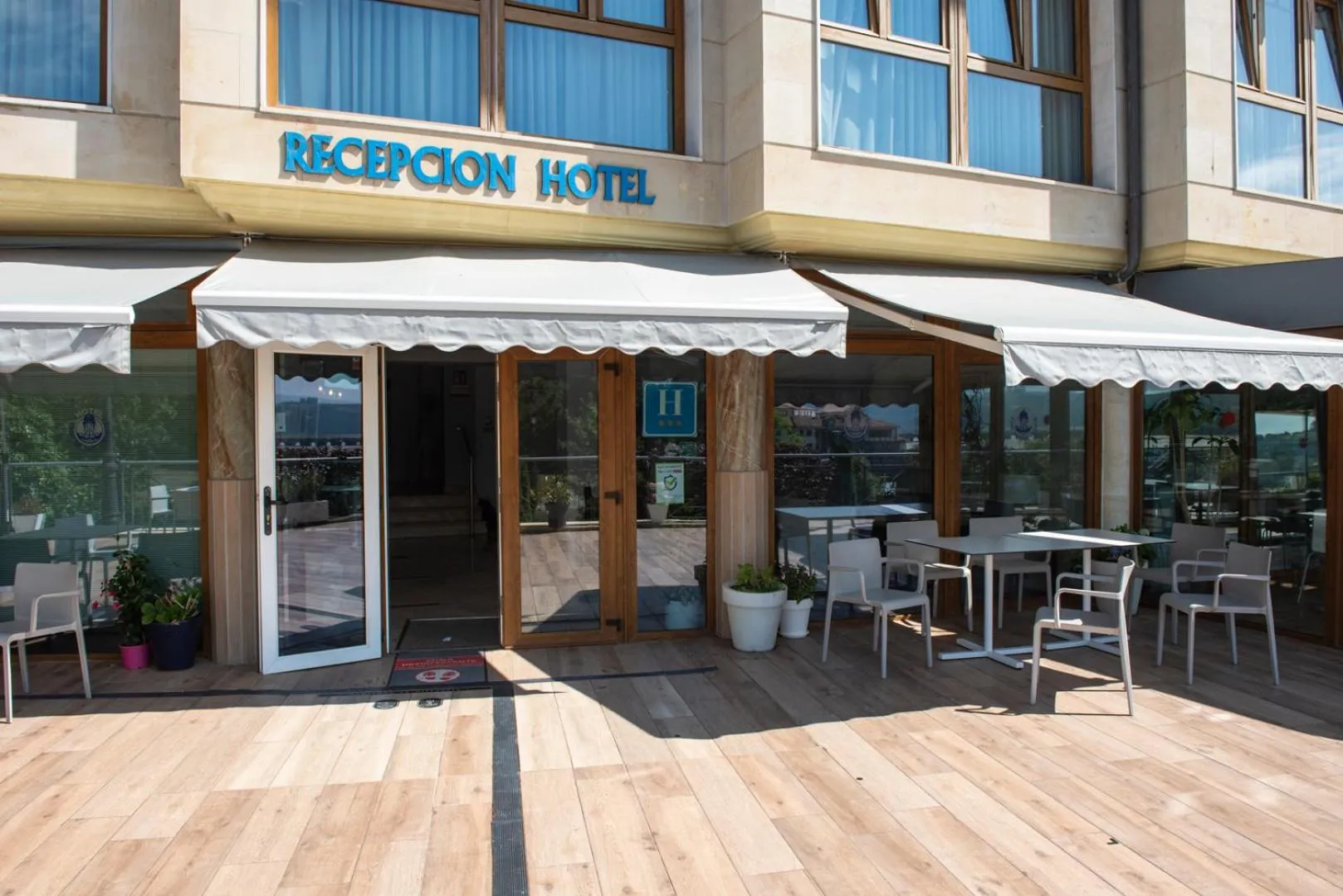 Hotel Faro de San Vicente