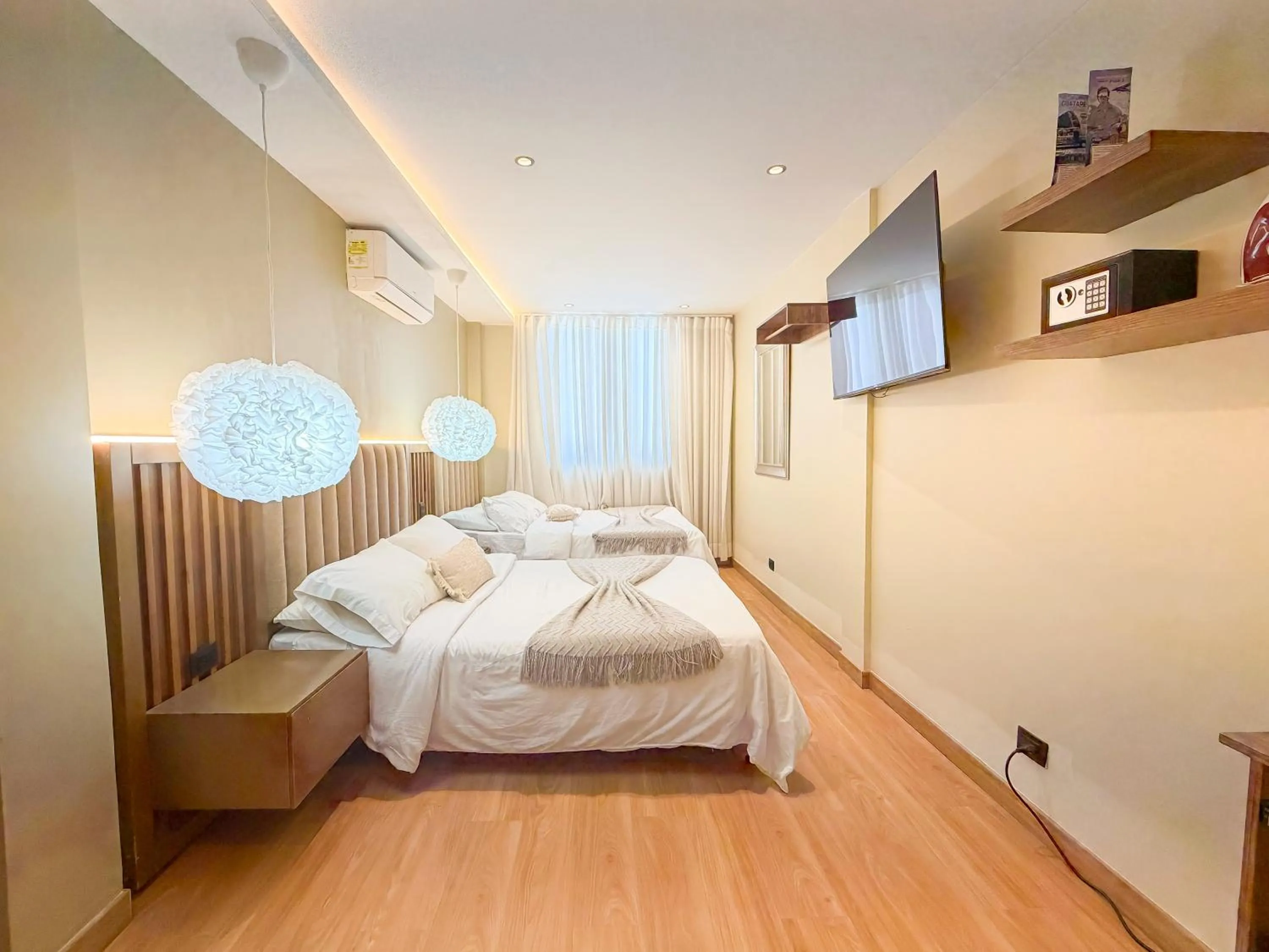 Photo of the whole room, Bed in Hotel Recuerdos de mi Tierra El Poblado Provenza