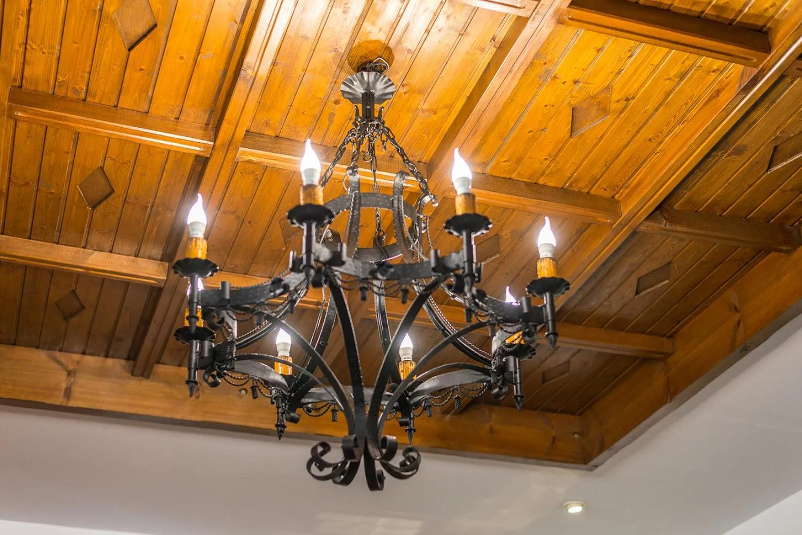 Restaurant/places to eat in Cortijo De Tajar