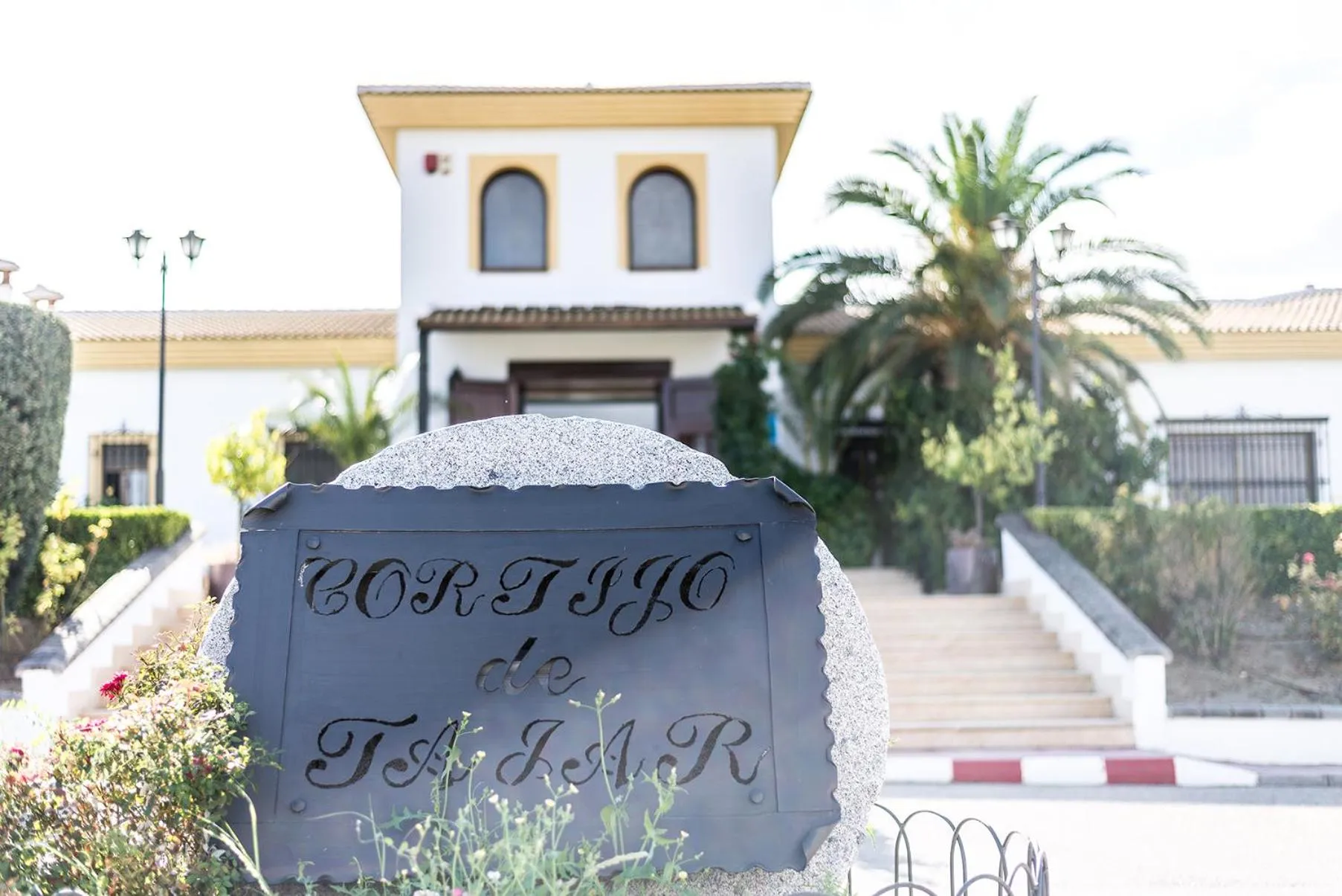 Facade/entrance in Cortijo De Tajar