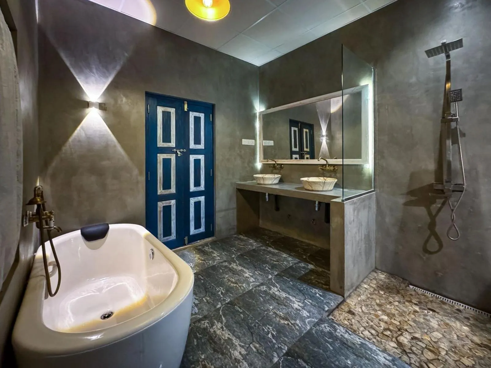 Bathroom in Ivy Cottage Ahangama