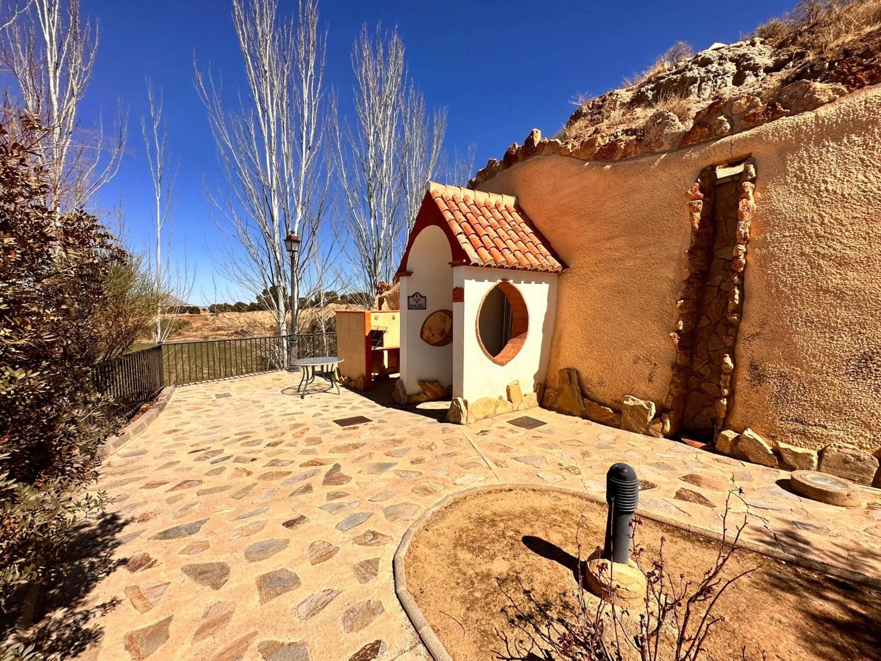 Facade/entrance in Cuevas La Granja