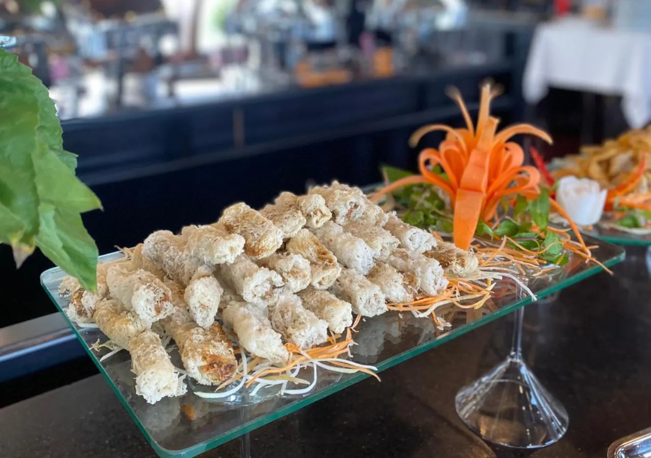 Dinner in Arcady Boutique Cruise