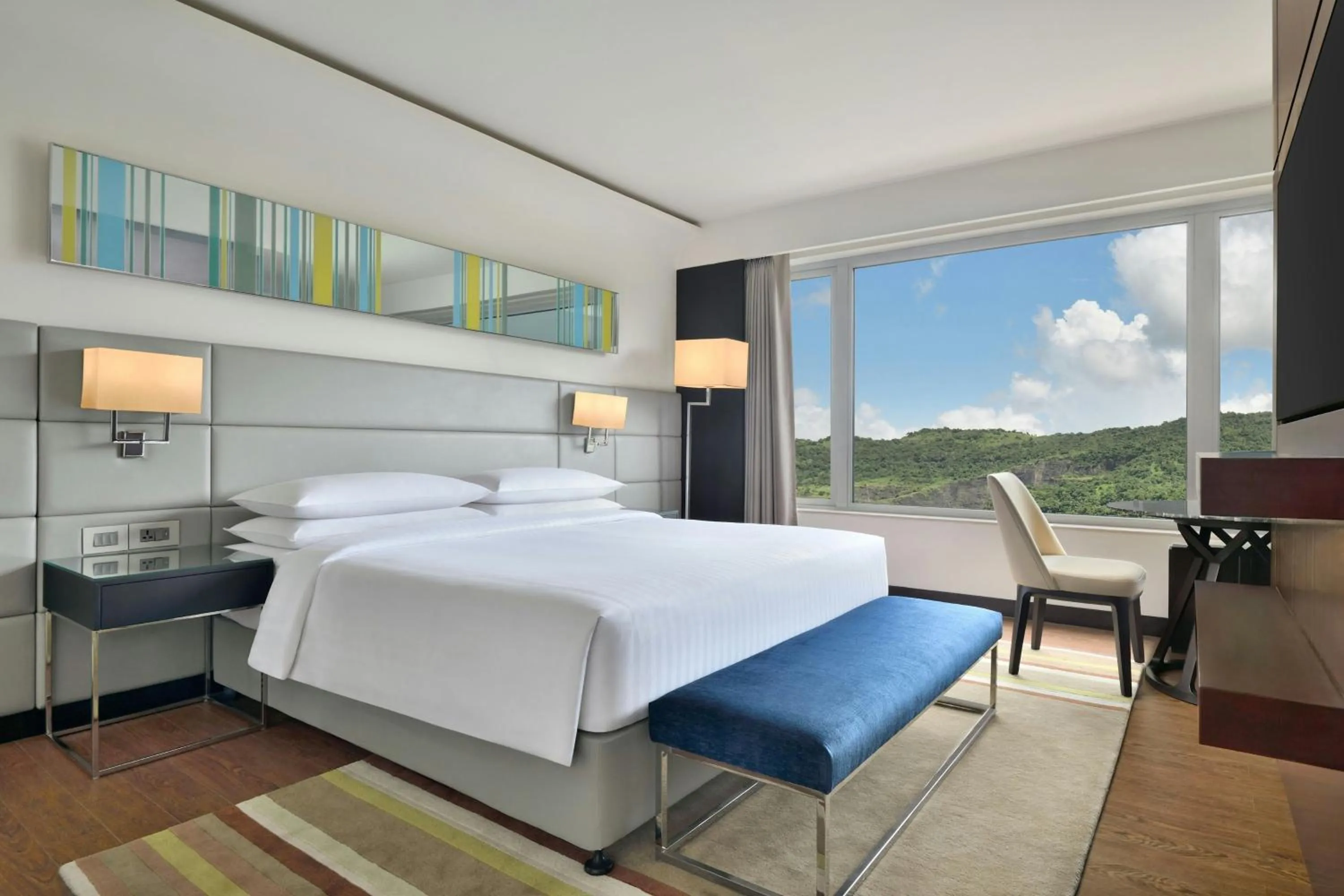 Bedroom, Bed in Courtyard by Marriott Navi Mumbai