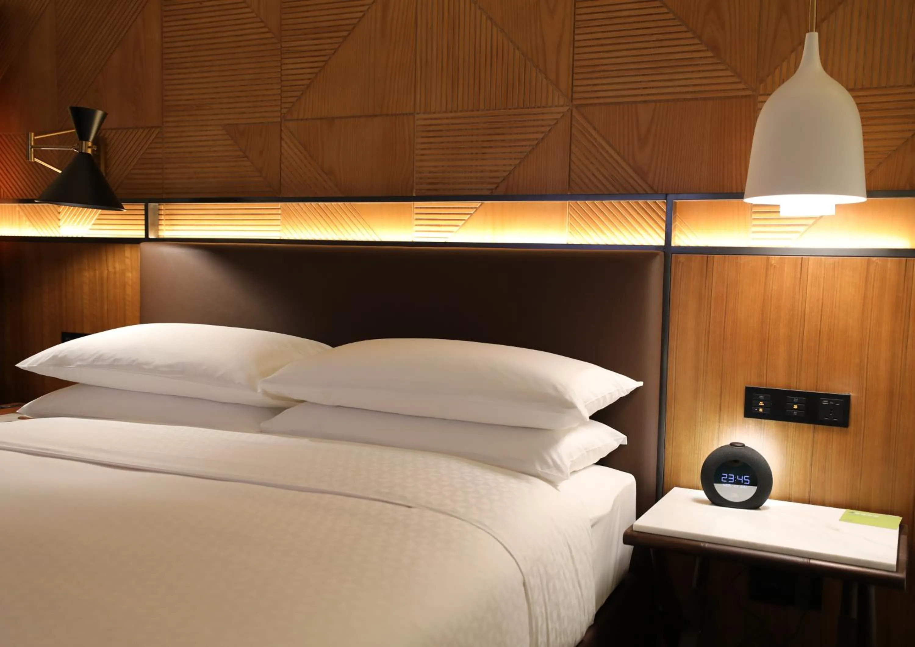 Bed in Four Points by Sheraton Yiyang