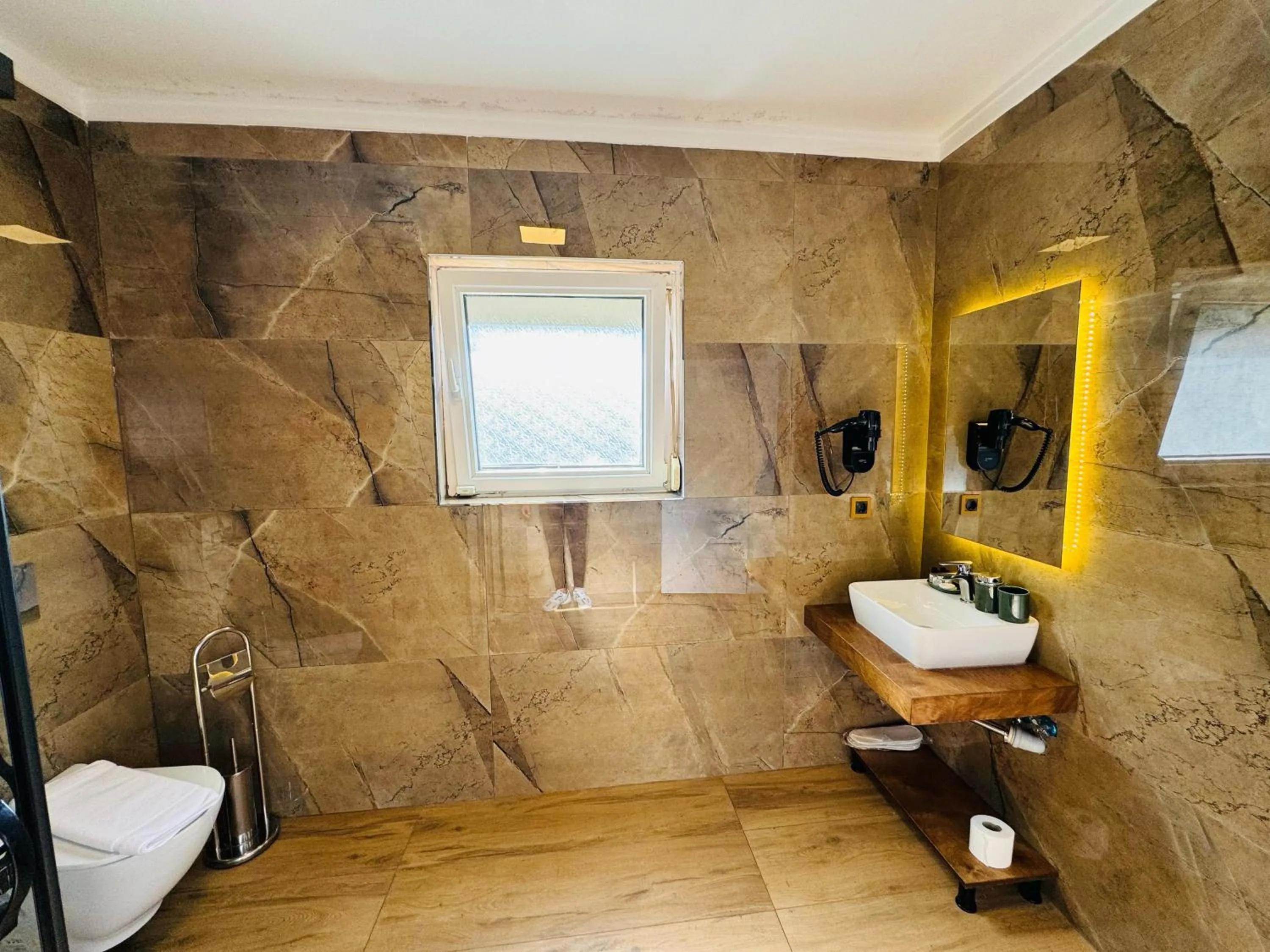 Istanbul Airport Treekos Suite Hotel