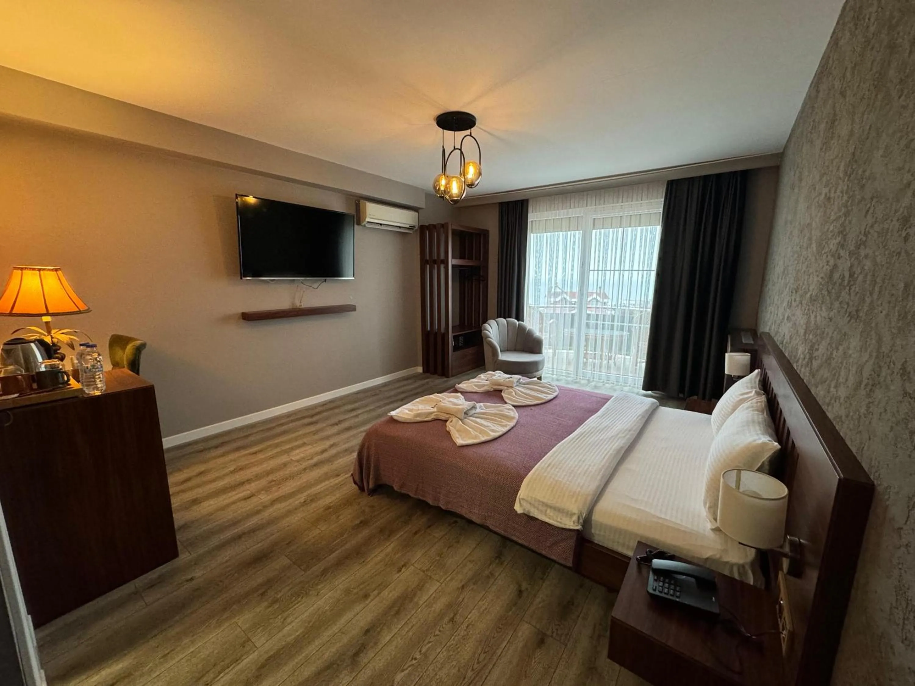 Bed in Istanbul Airport Treekos Suite Hotel