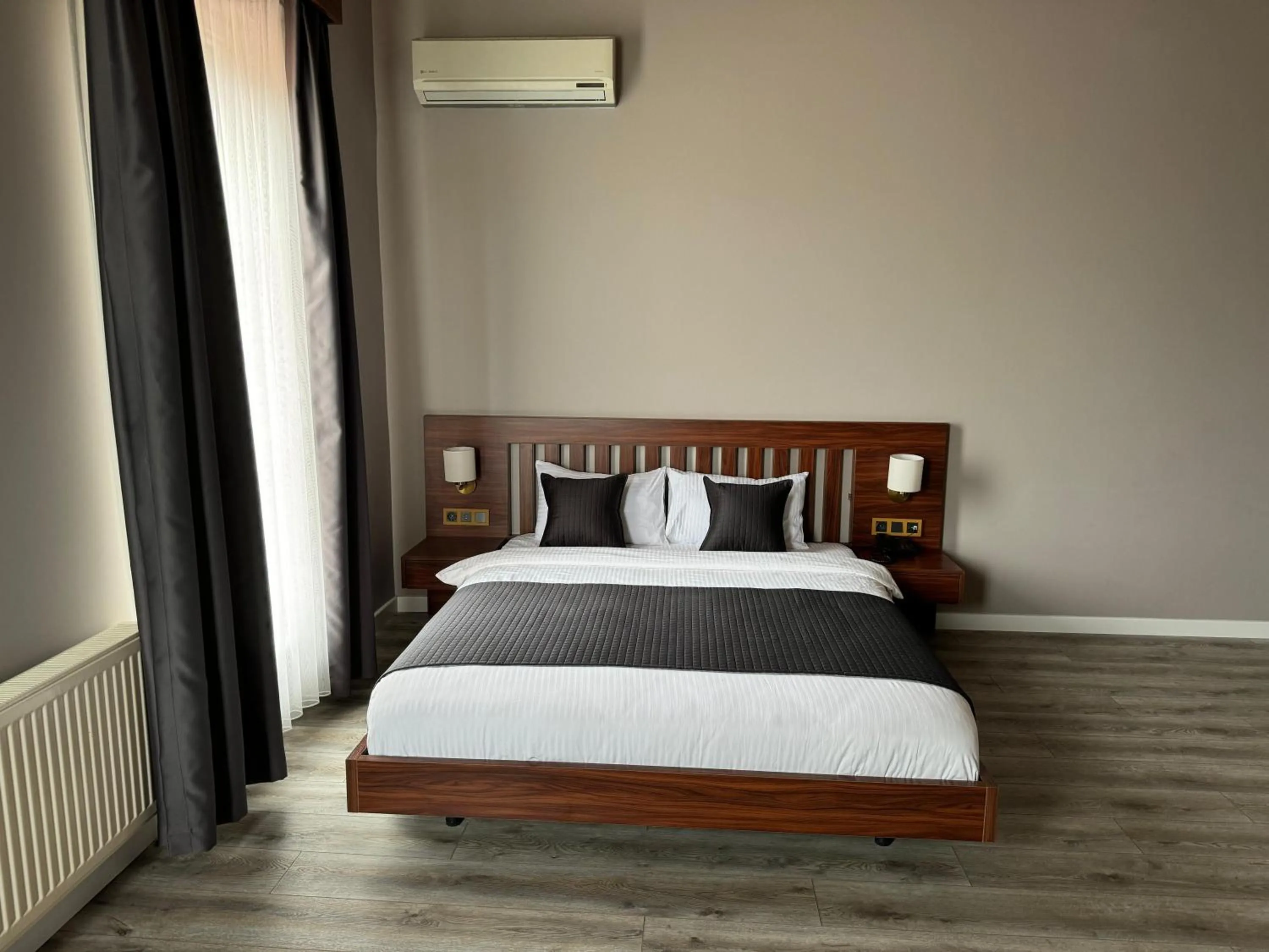 Bed in Istanbul Airport Treekos Suite Hotel