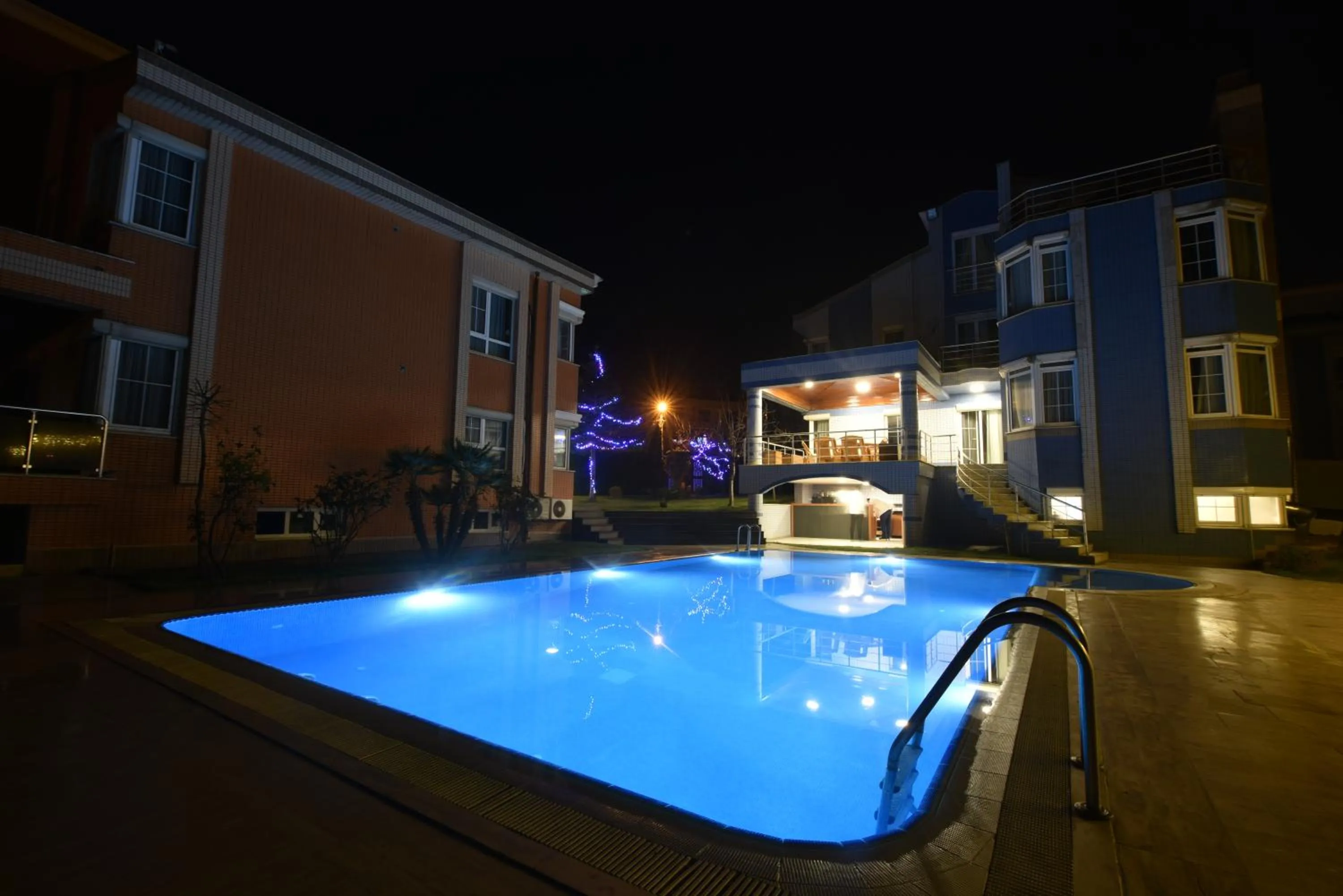 Night in Istanbul Airport Treekos Suite Hotel