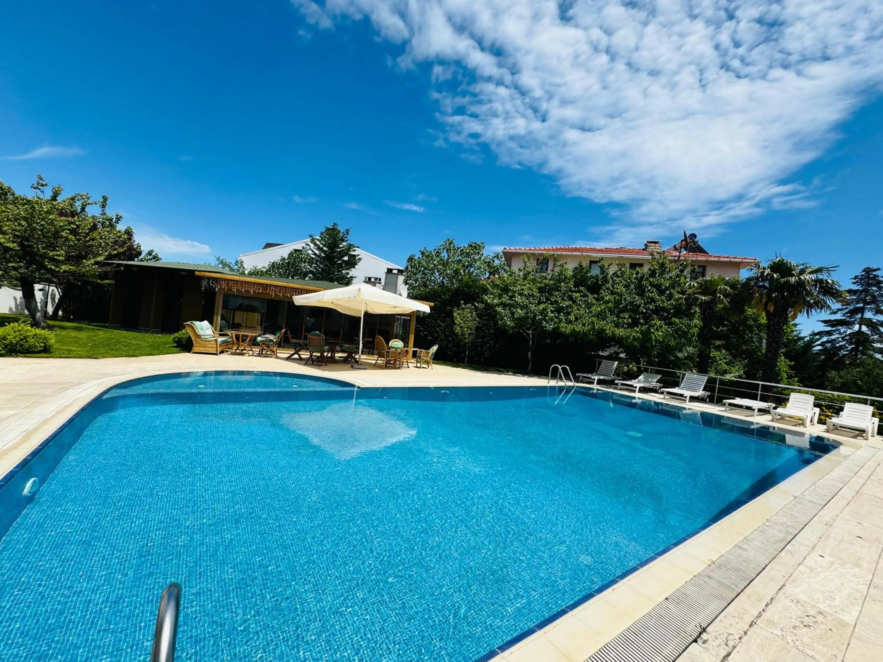 Day in Istanbul Airport Treekos Suite Hotel