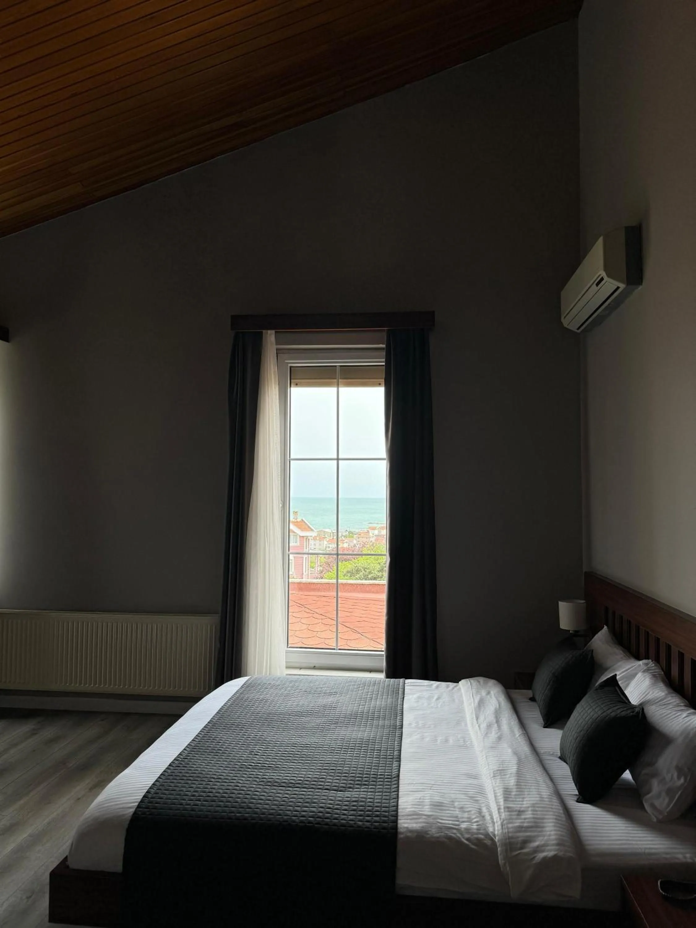 Bed in Istanbul Airport Treekos Suite Hotel