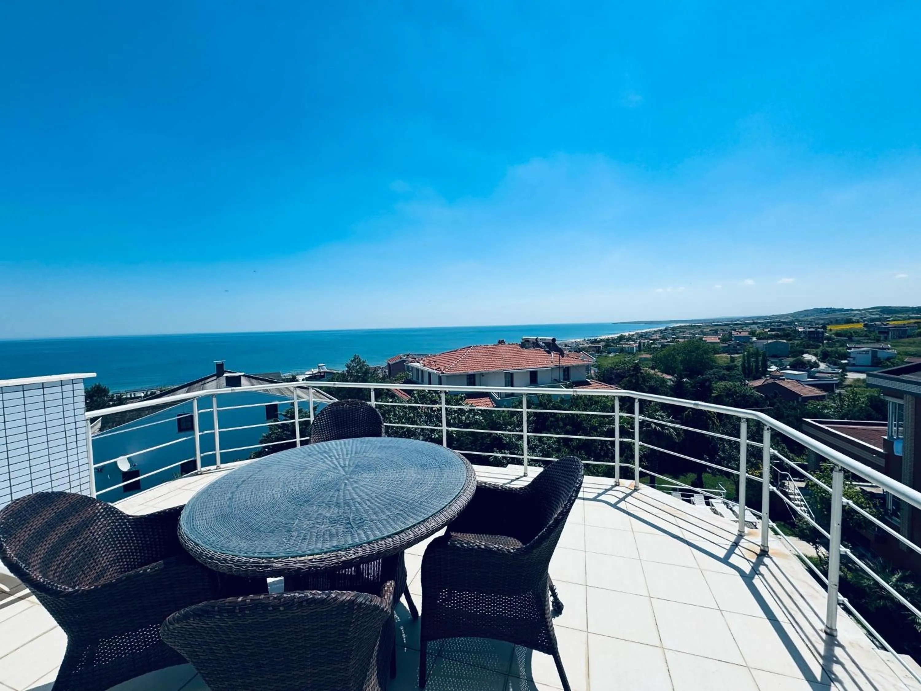 Istanbul Airport Treekos Suite Hotel