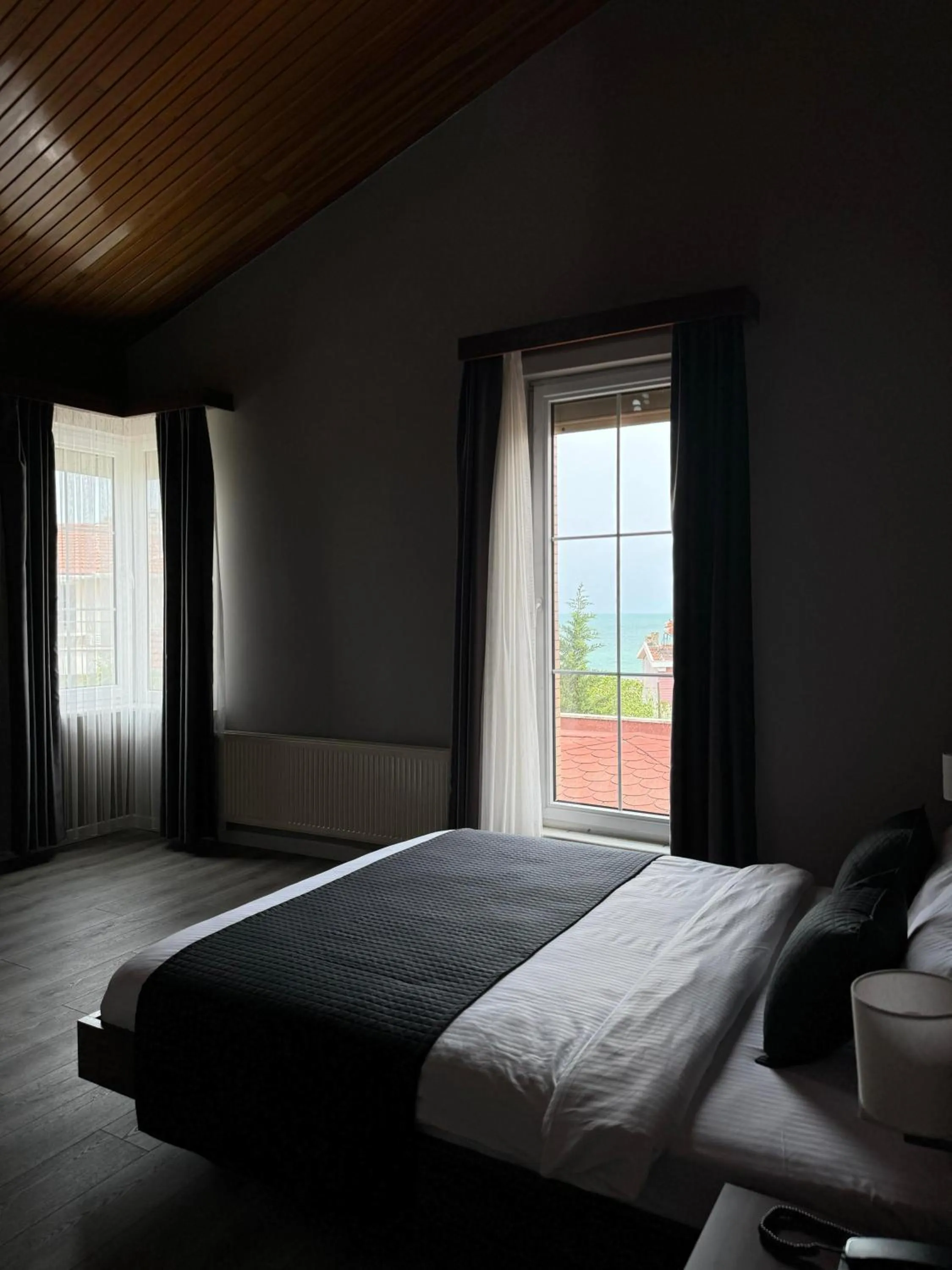 Bed in Istanbul Airport Treekos Suite Hotel