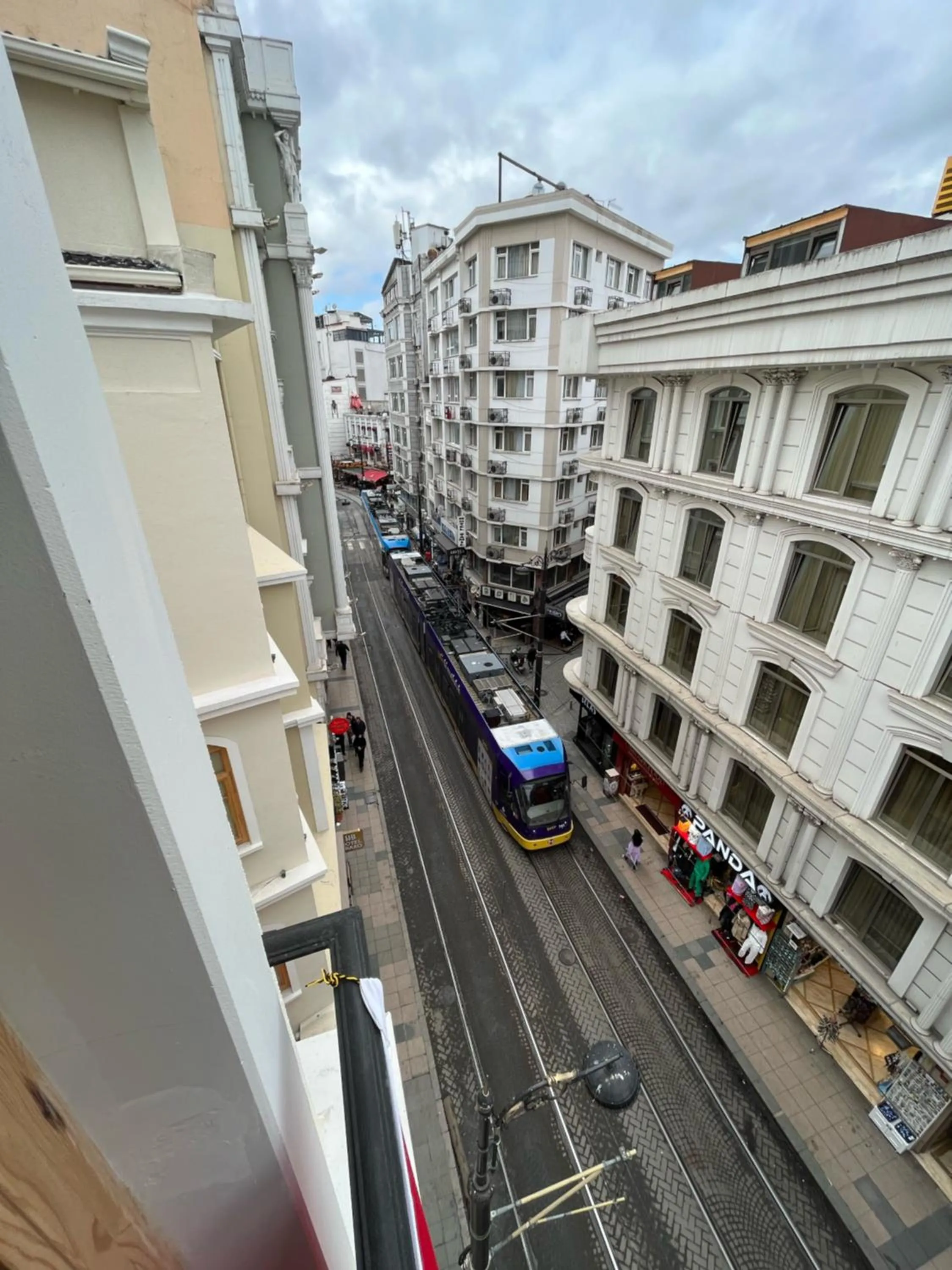 Street view in Asilzade Hotel Sirkeci