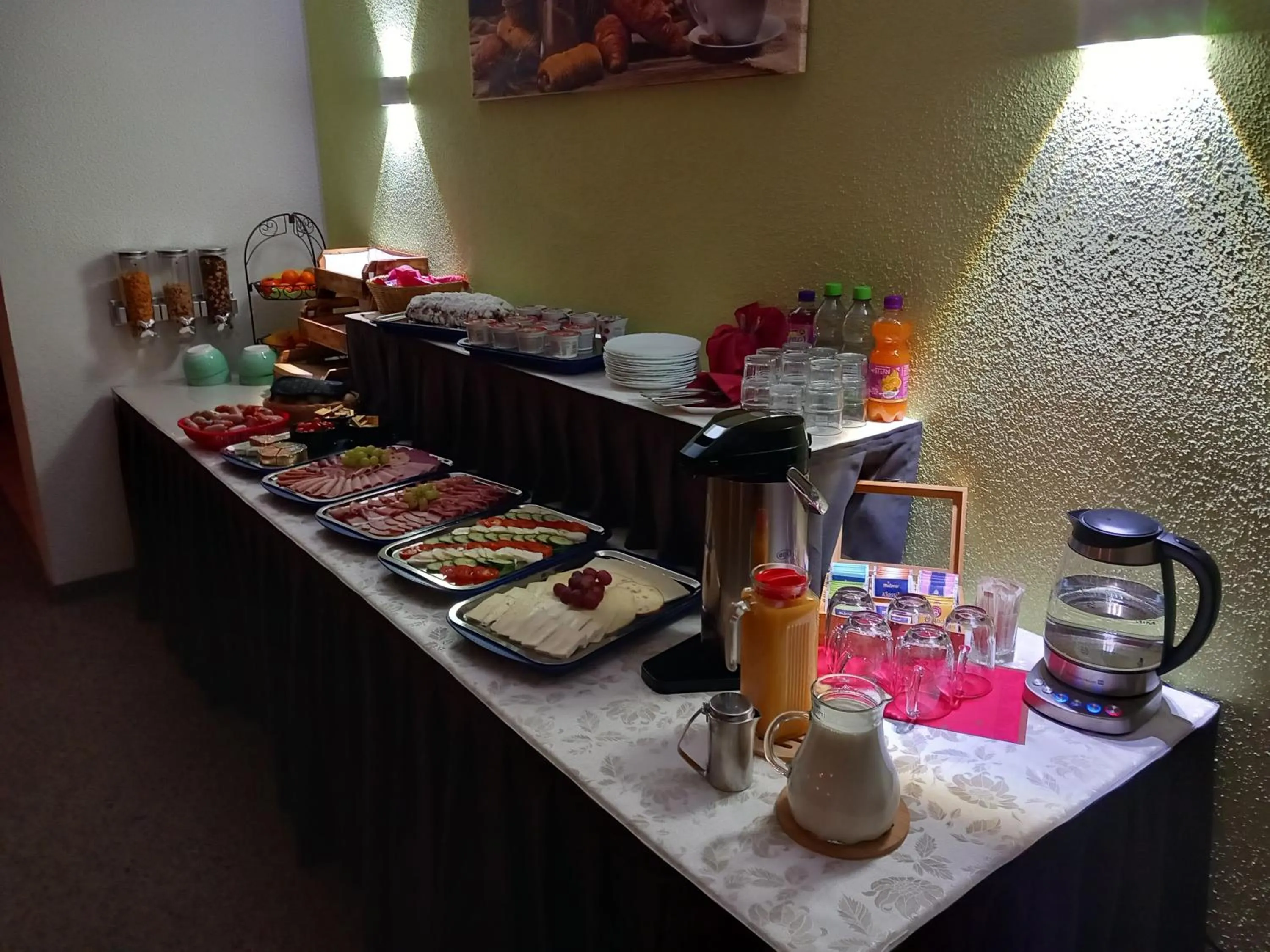 Breakfast in Hotel Eintracht