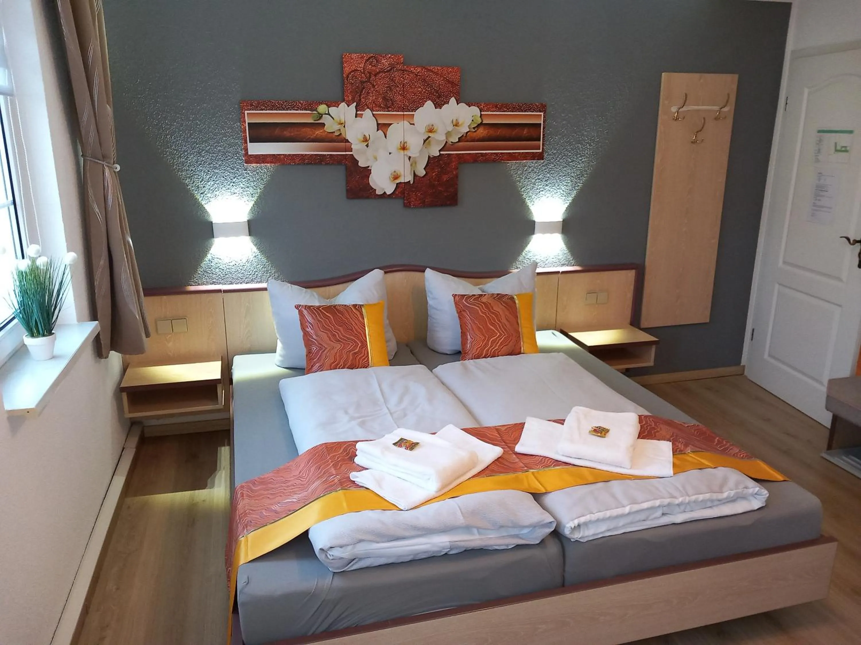 Photo of the whole room, Bed in Hotel Eintracht