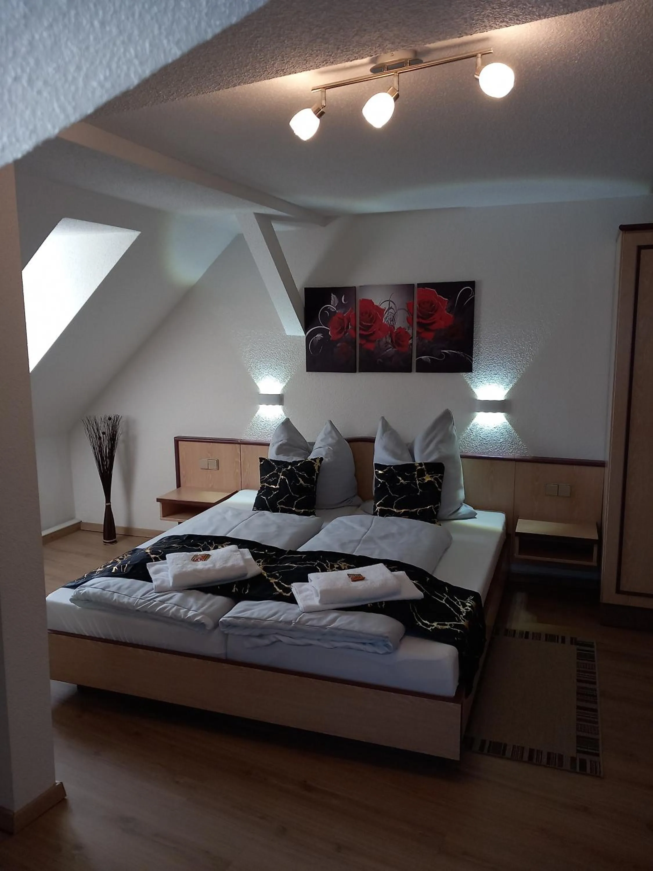 Photo of the whole room, Bed in Hotel Eintracht