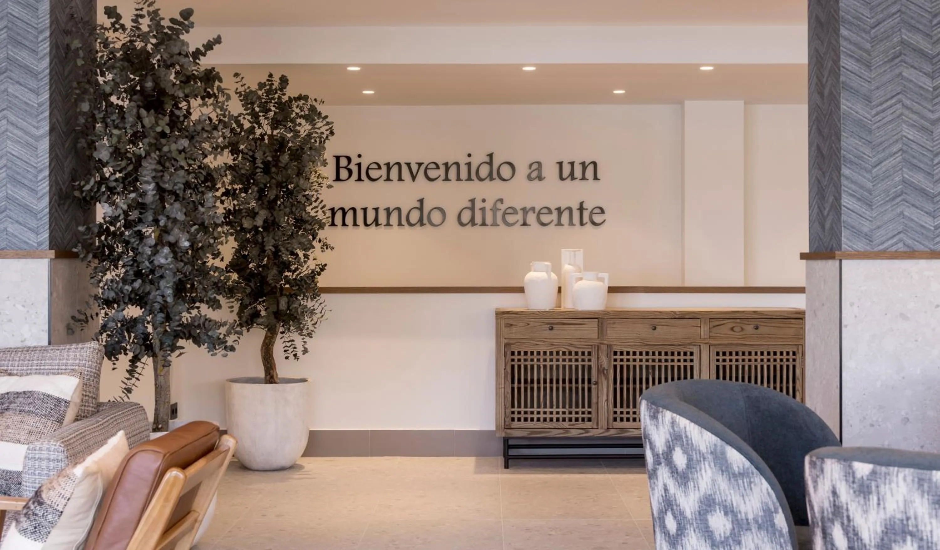 Lobby or reception in Ilunion Caleta Park