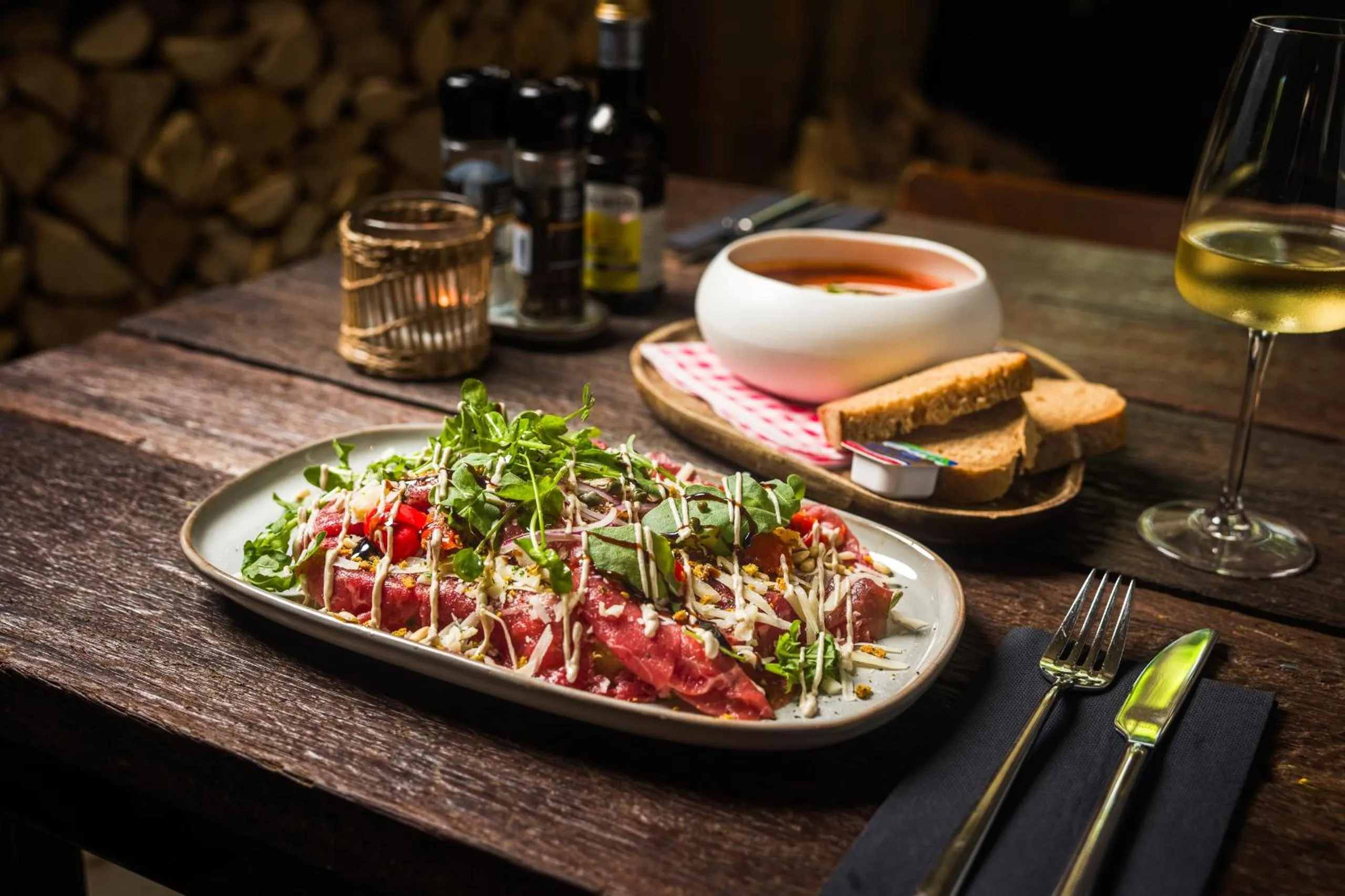 Restaurant/places to eat in SEPHS Hotel Sittard