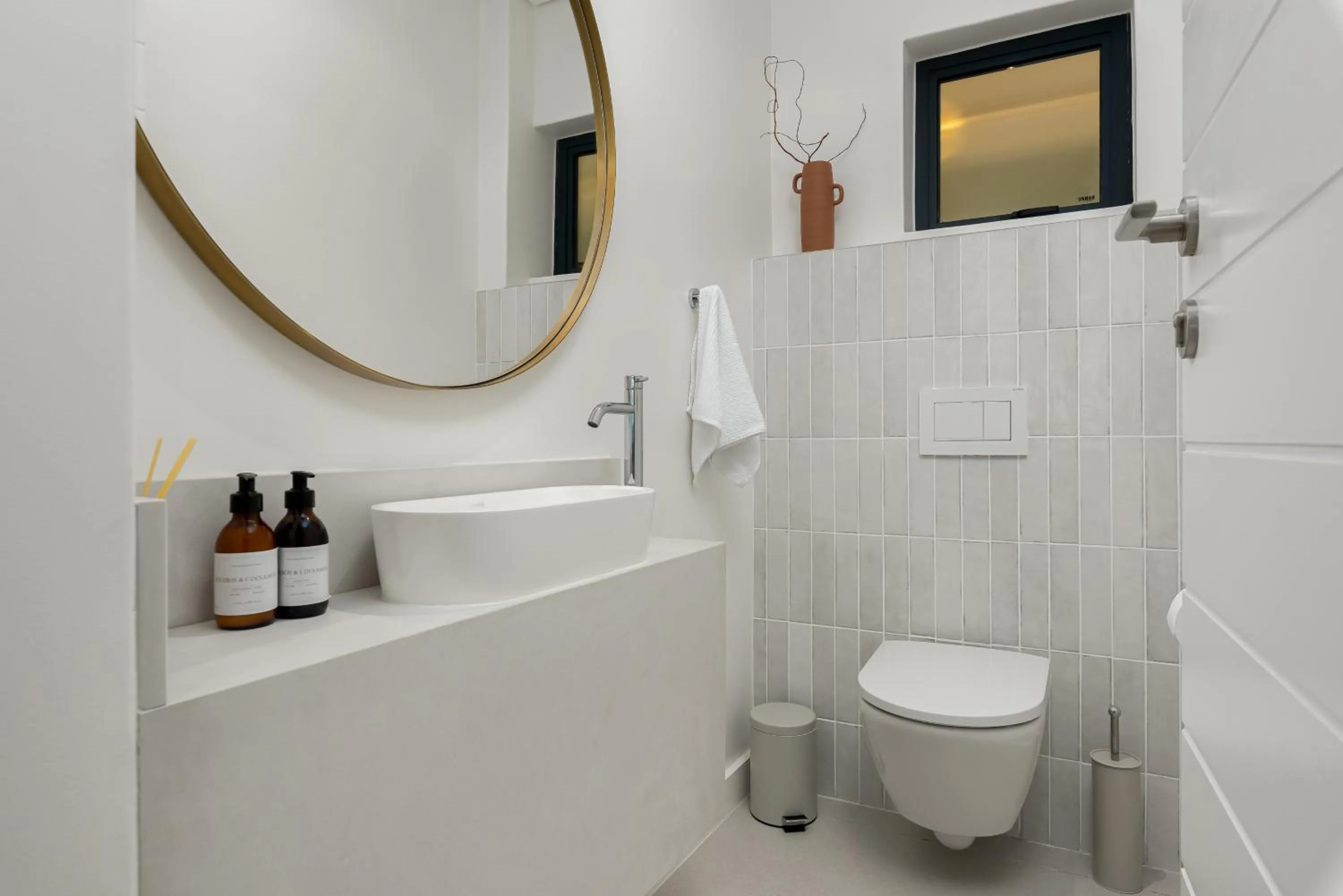 Bathroom in Newlands Peak Aparthotel by Totalstay