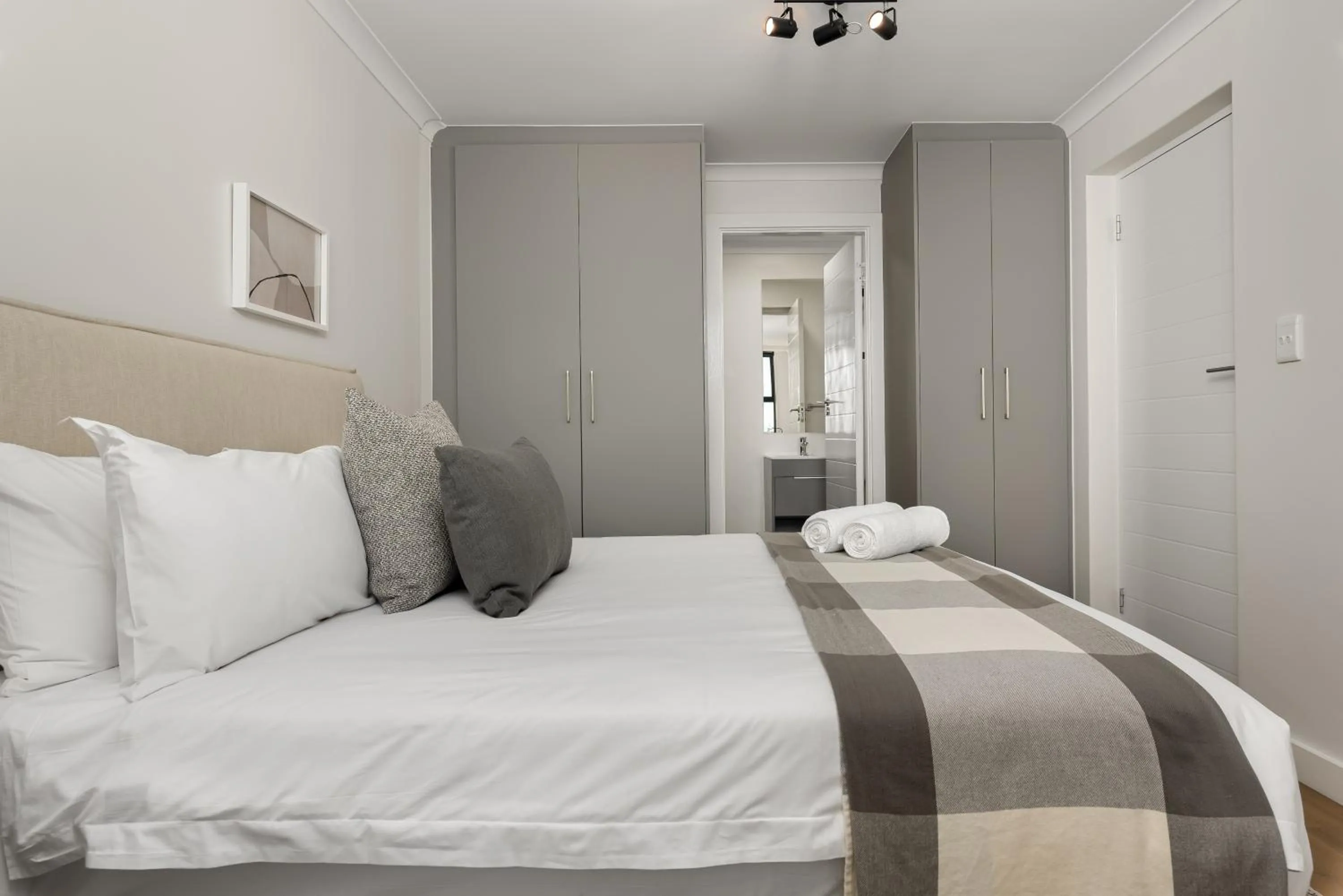 Bedroom in Newlands Peak Aparthotel by Totalstay